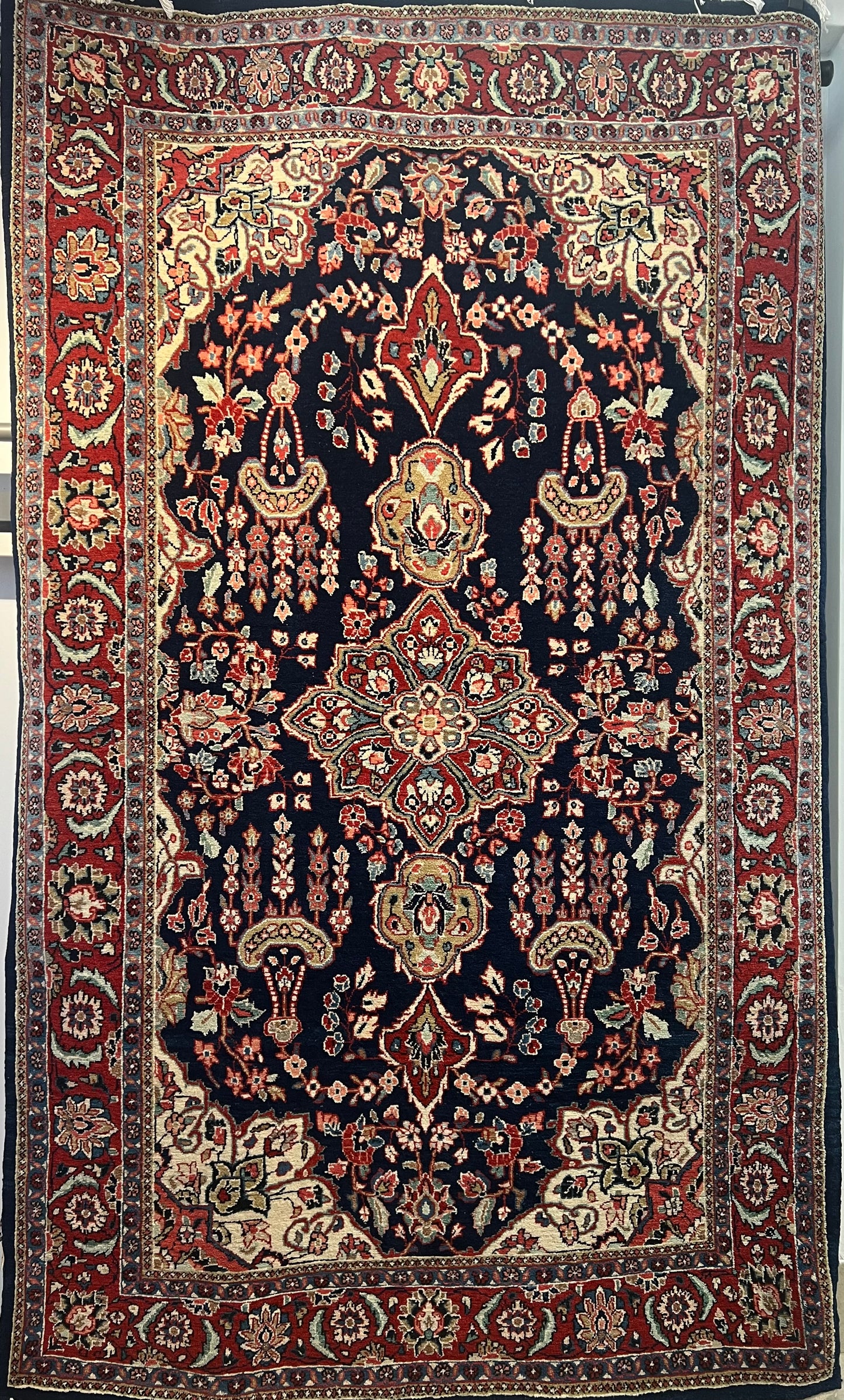 SAROOGH RUG