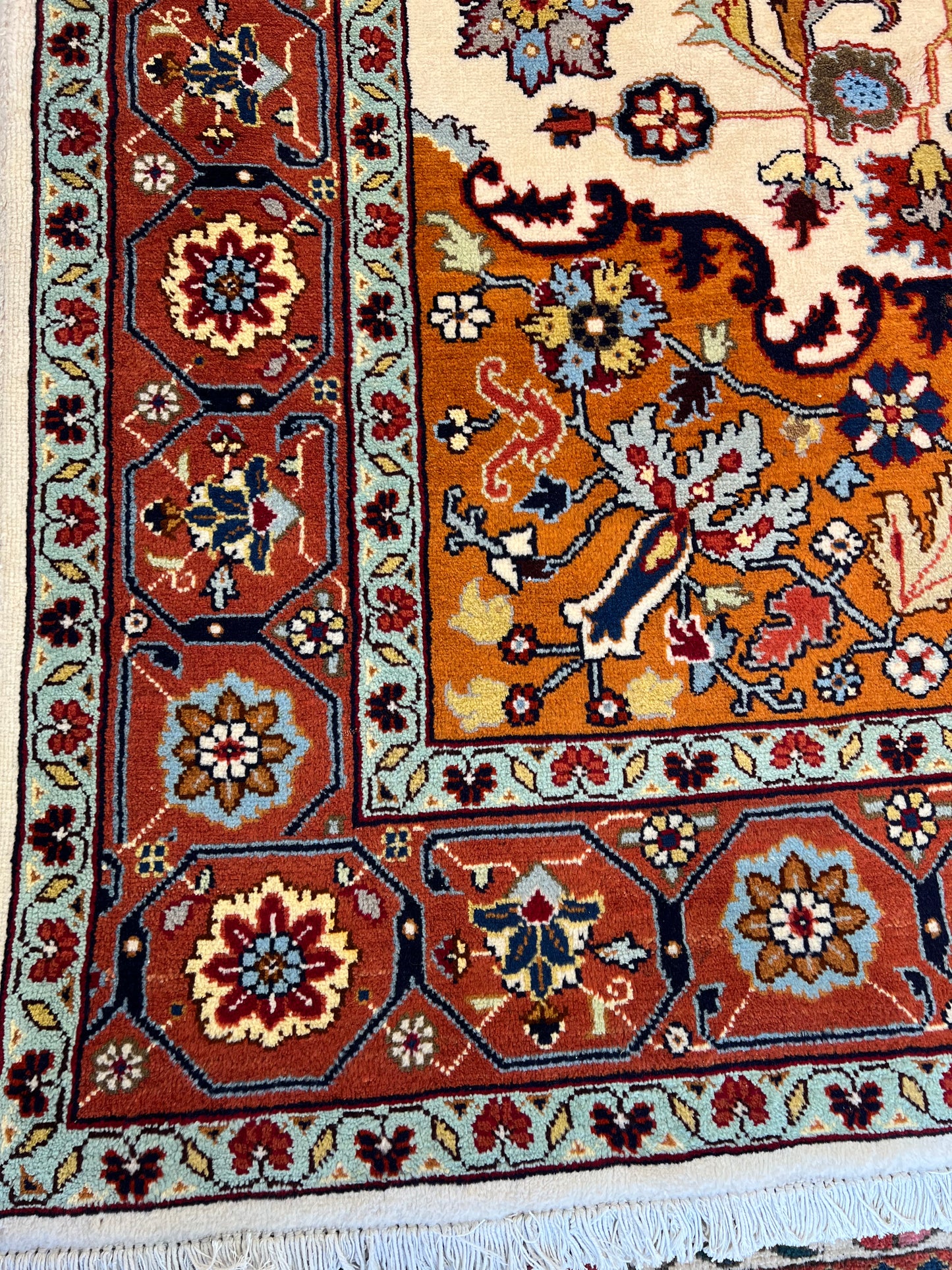 TABRIZ HERIZ RUG
