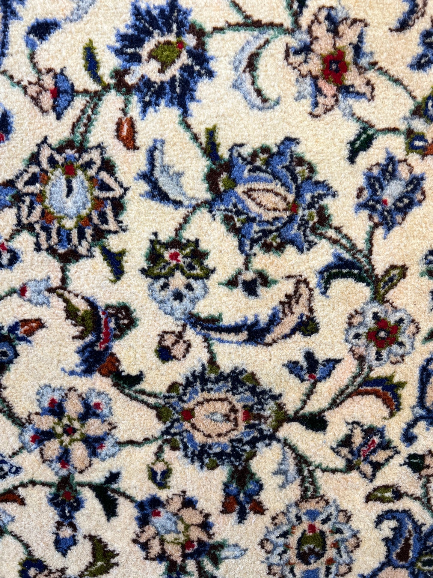 KASHAN RUG