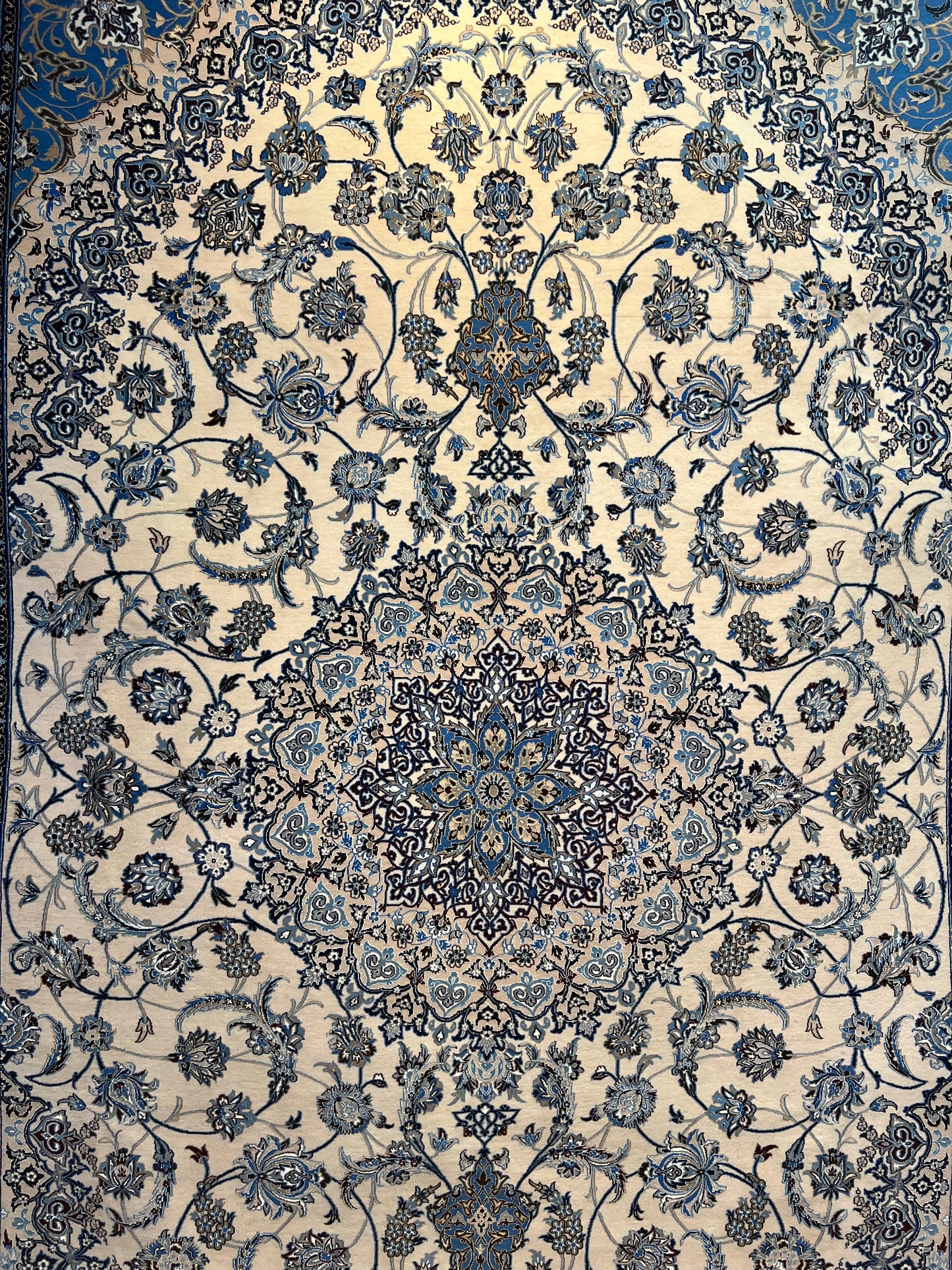 ESFEHAN RUG