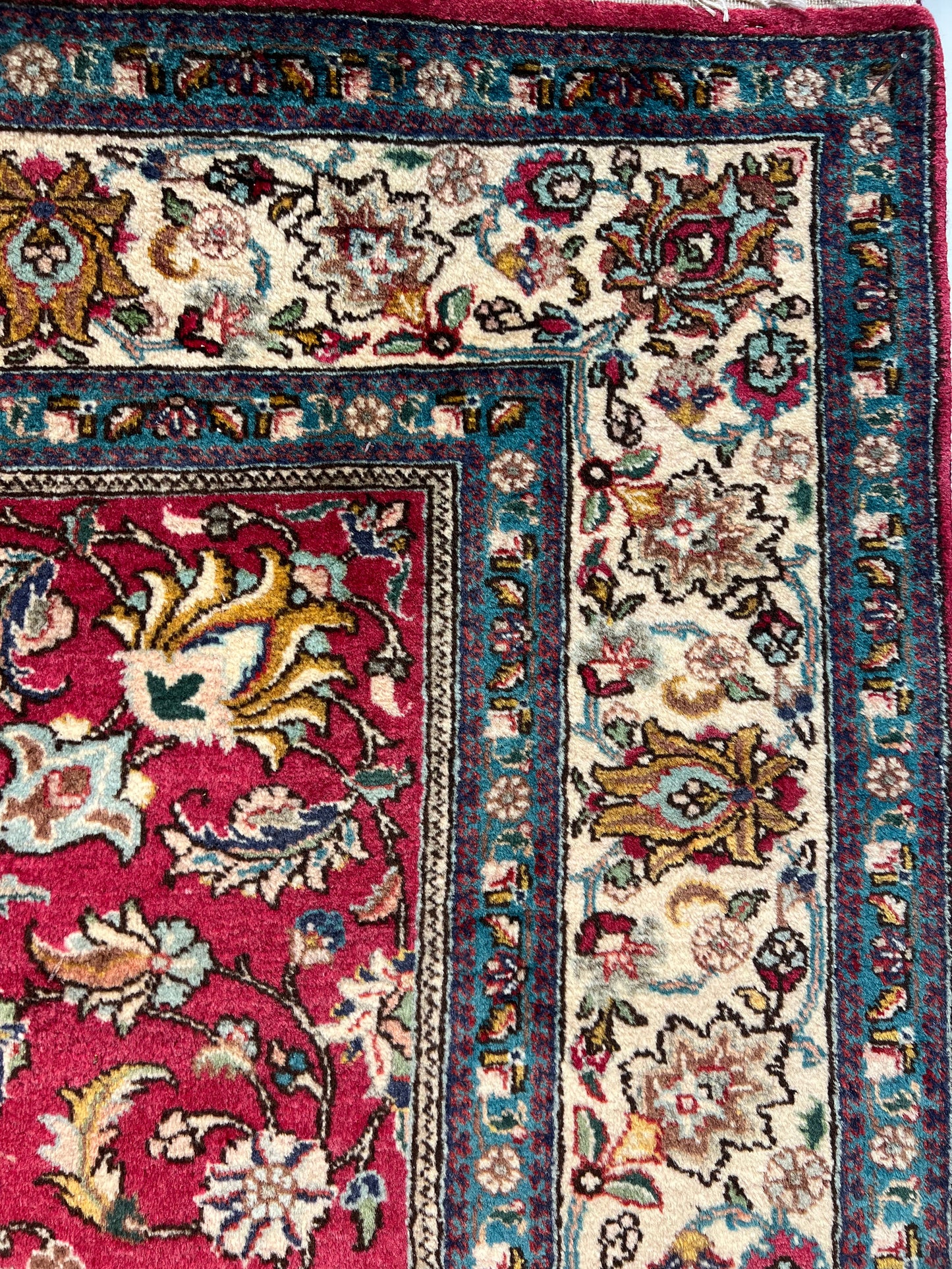 TABRIZ RUG