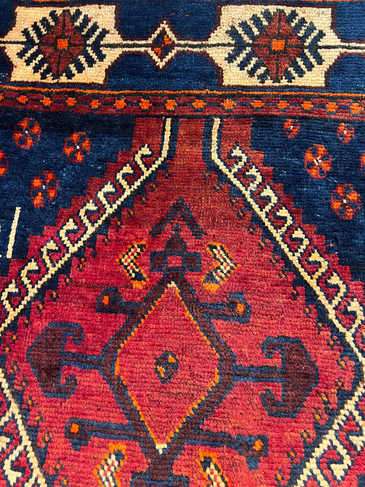 SHIRAZ (IGDER SHESH BOLOOKI)