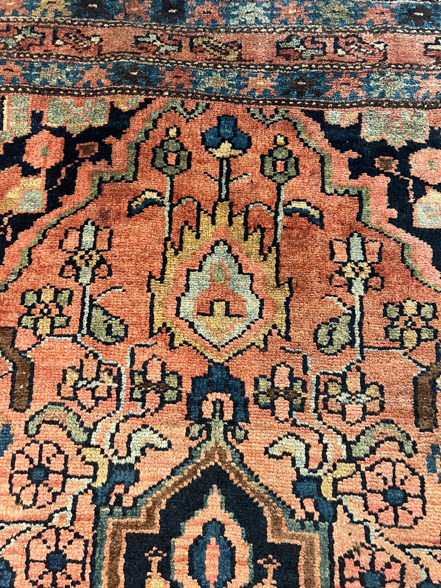 ZANJAN RUG OLD   ONE