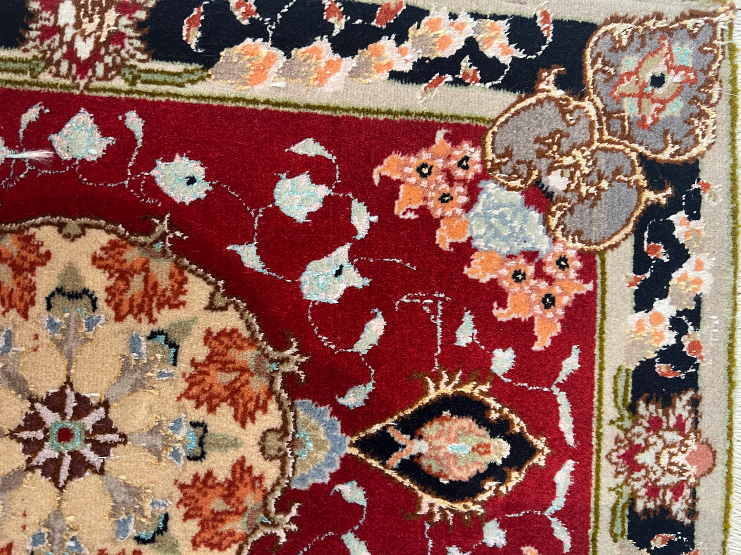 TABRIZ RUG