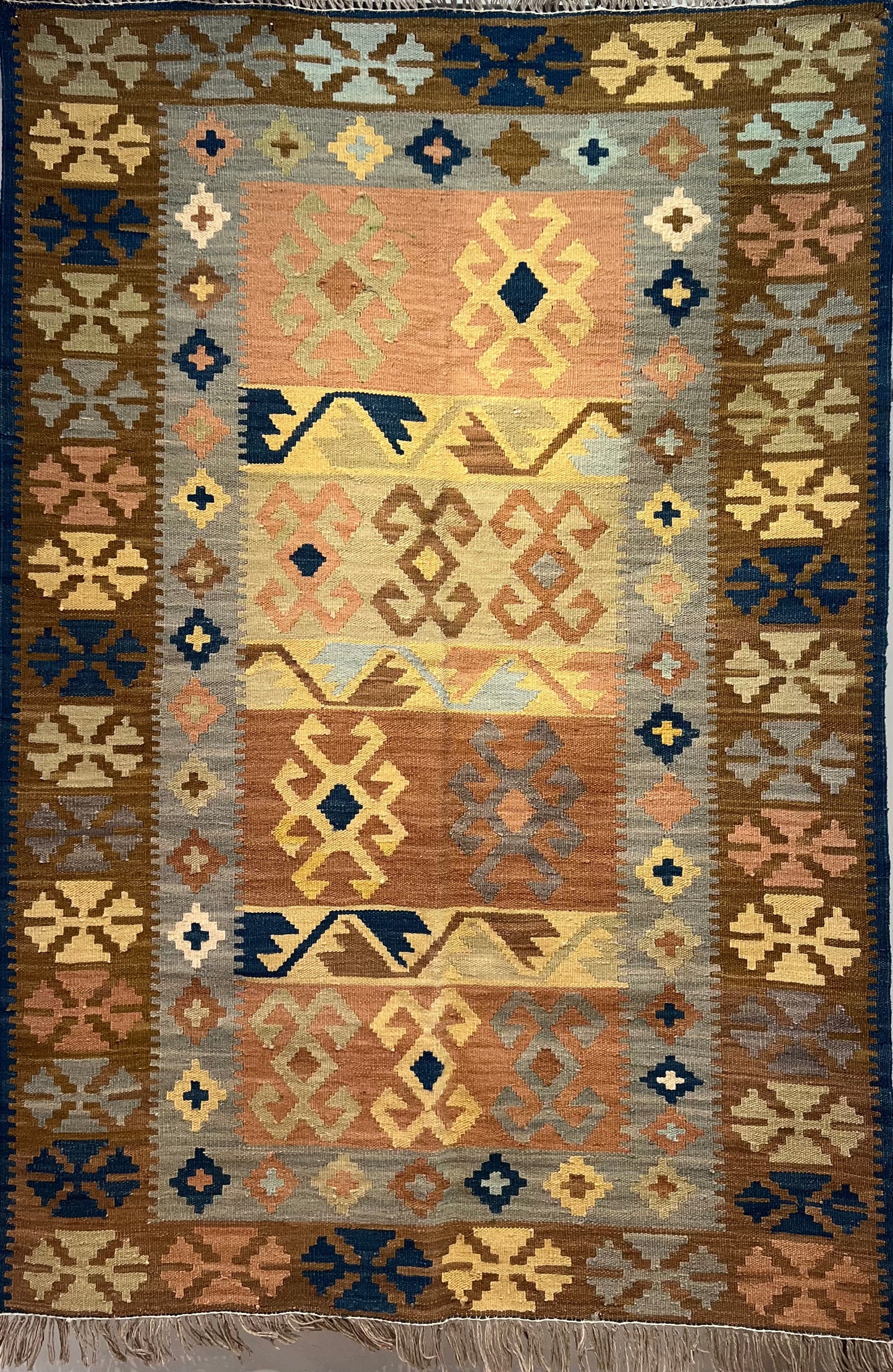 SHIRAZ KILIM