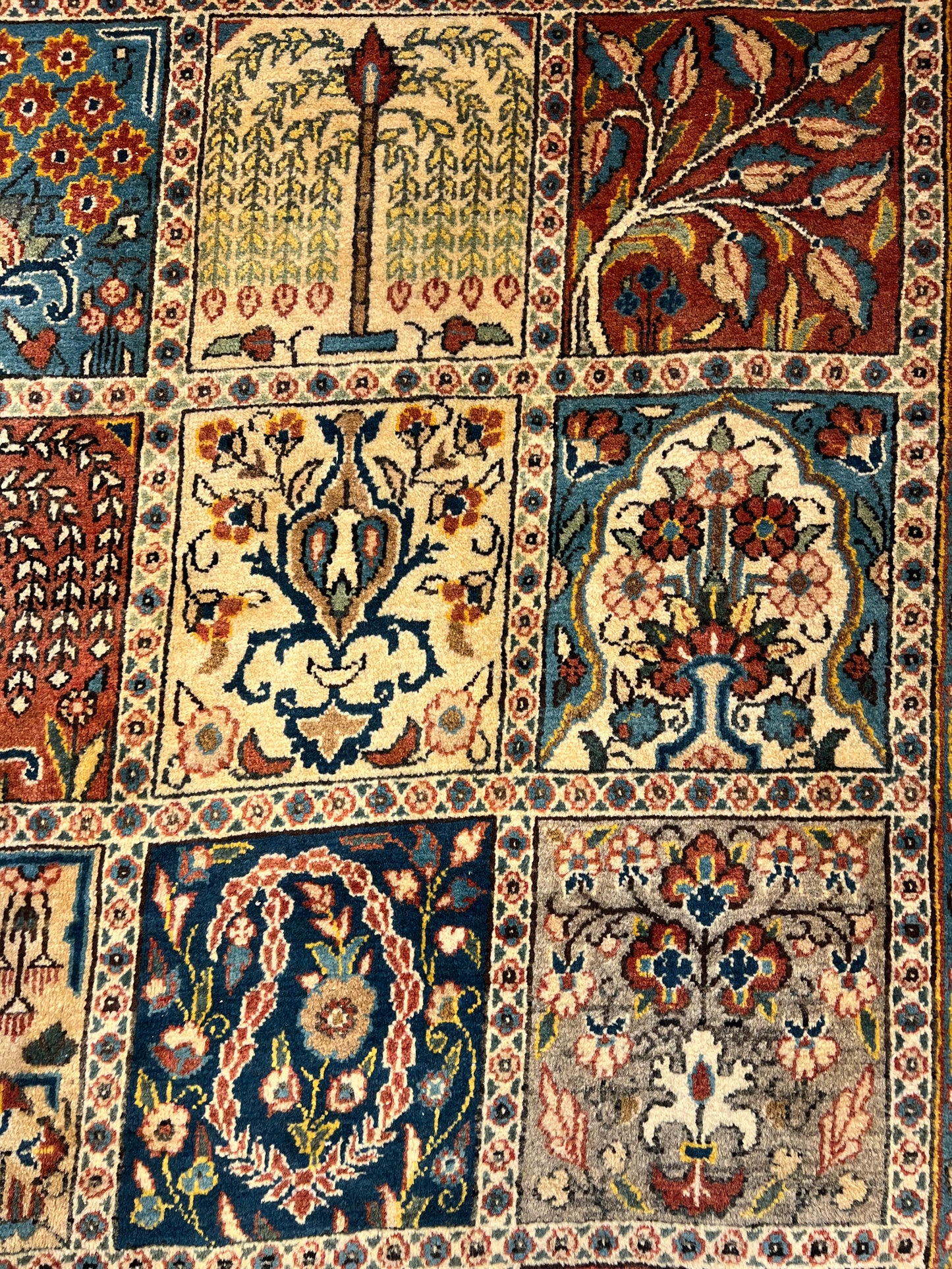 QOM RUG LAMB WOOL ( UNIQUE BY PATTERN) GOLESTAN