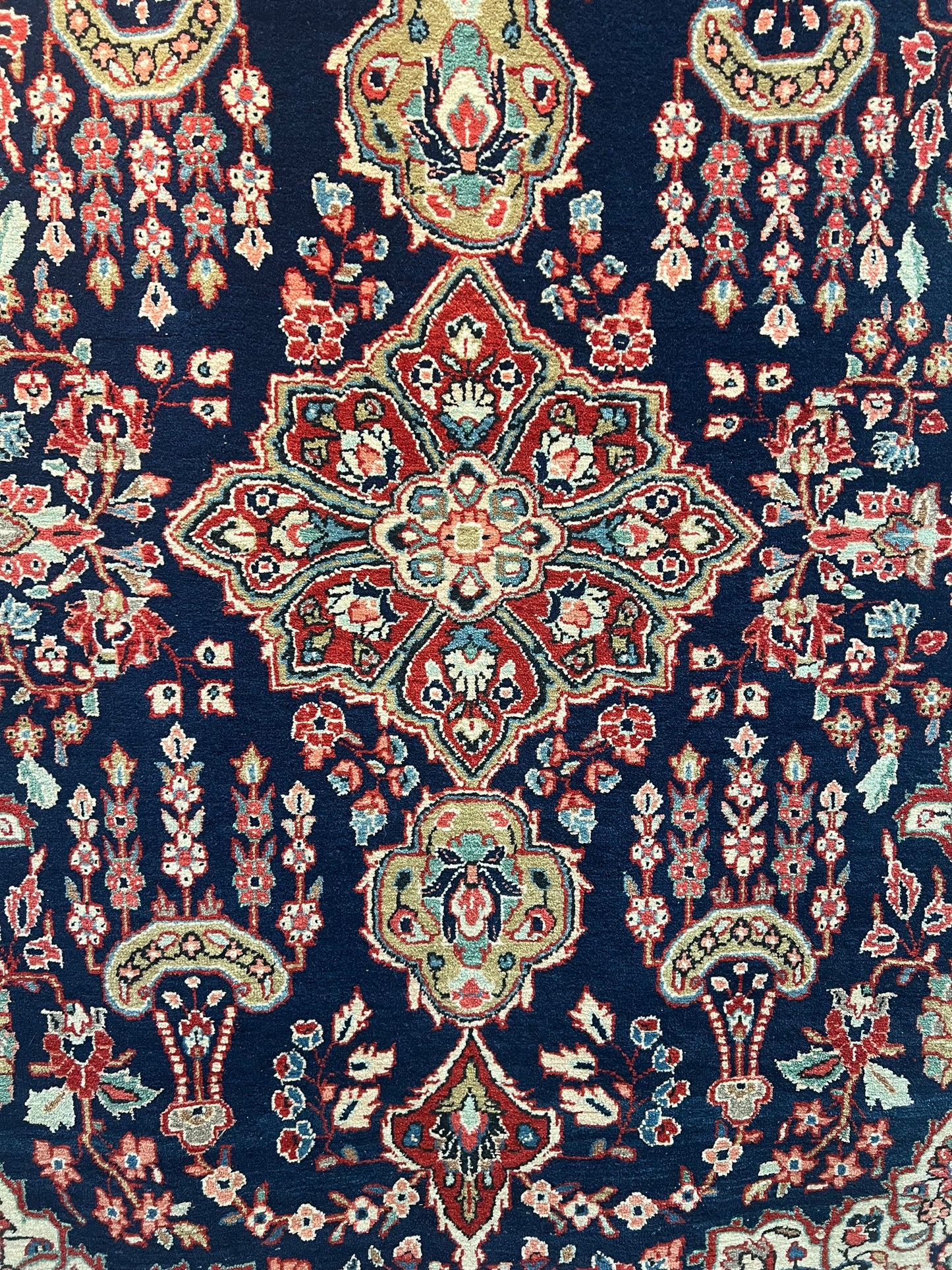 SAROOGH RUG
