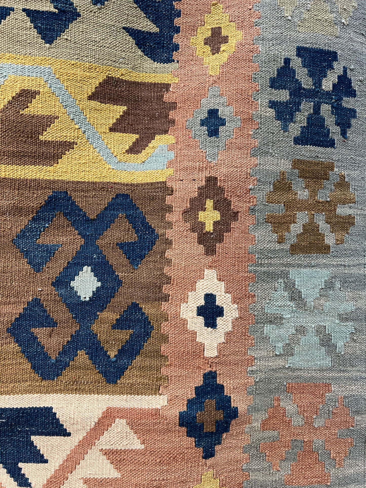 SHIRAZ KILIM