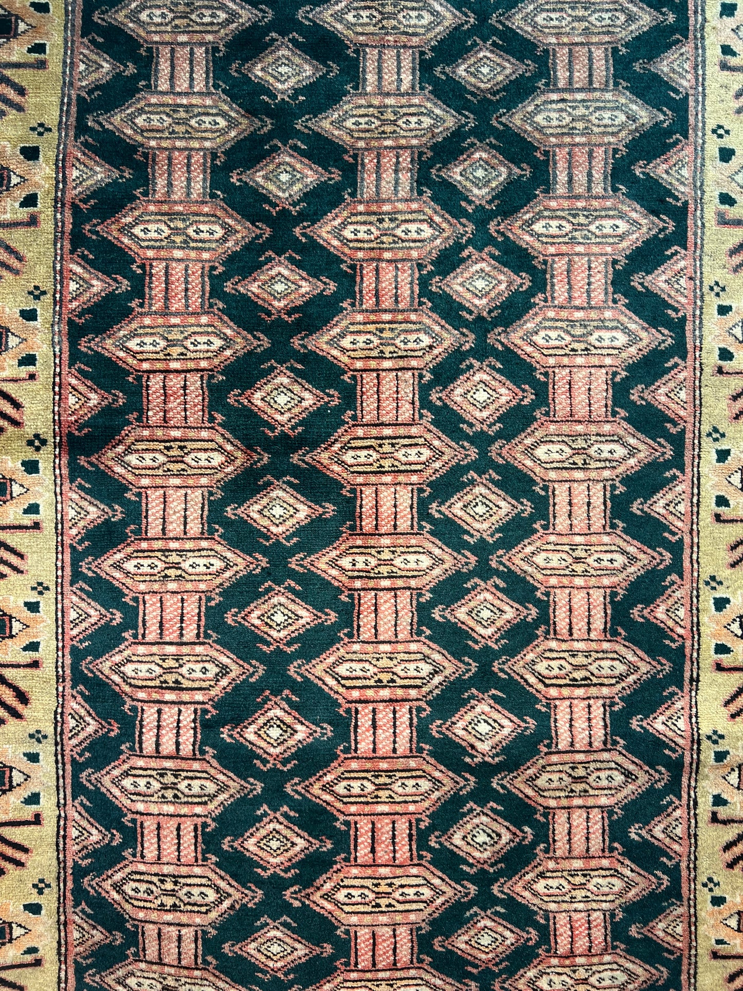 TURKMAN RUG GONBAD KAVOOS IRAN