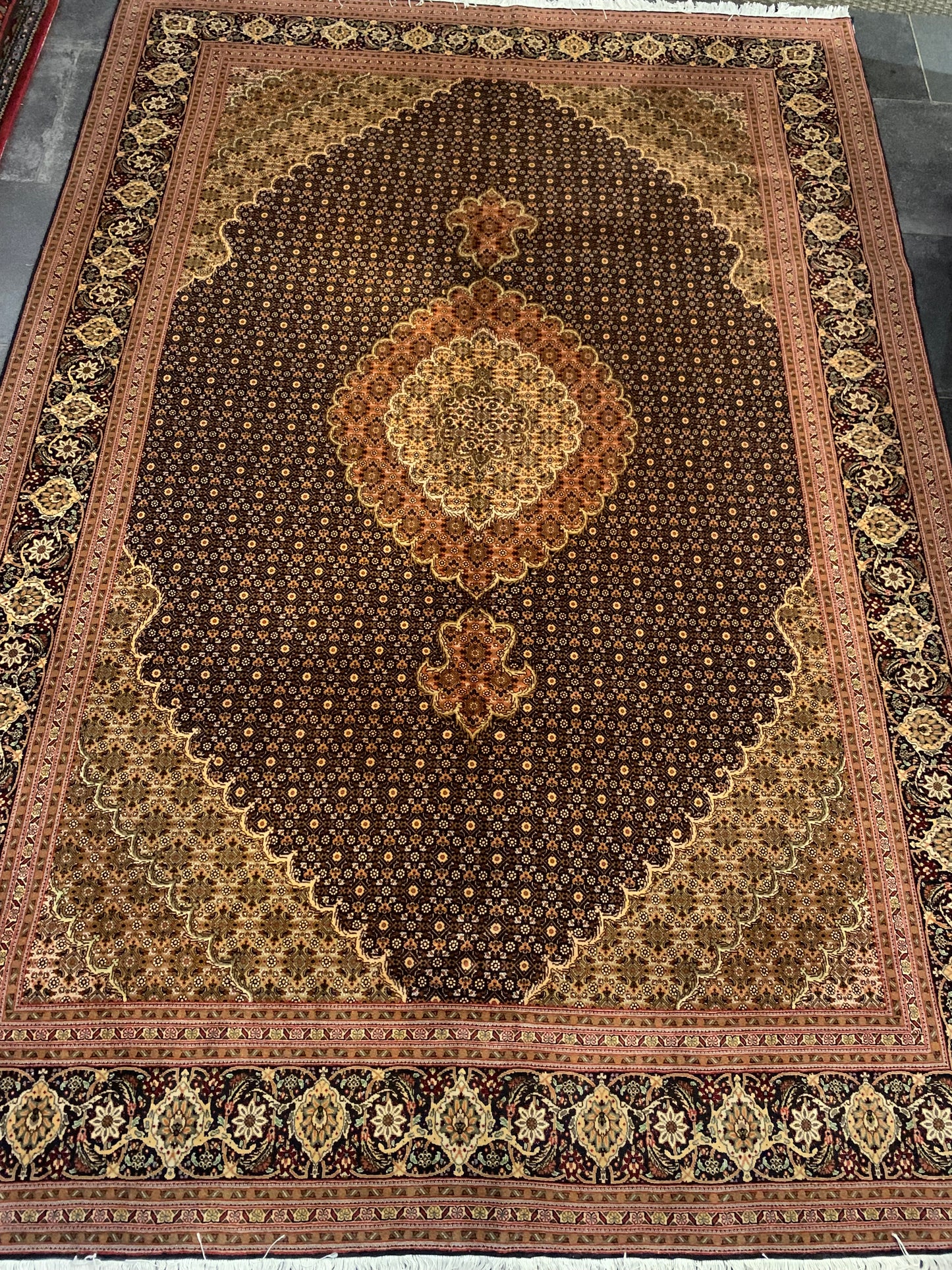 TABRIZ RUG FISH PATTERN