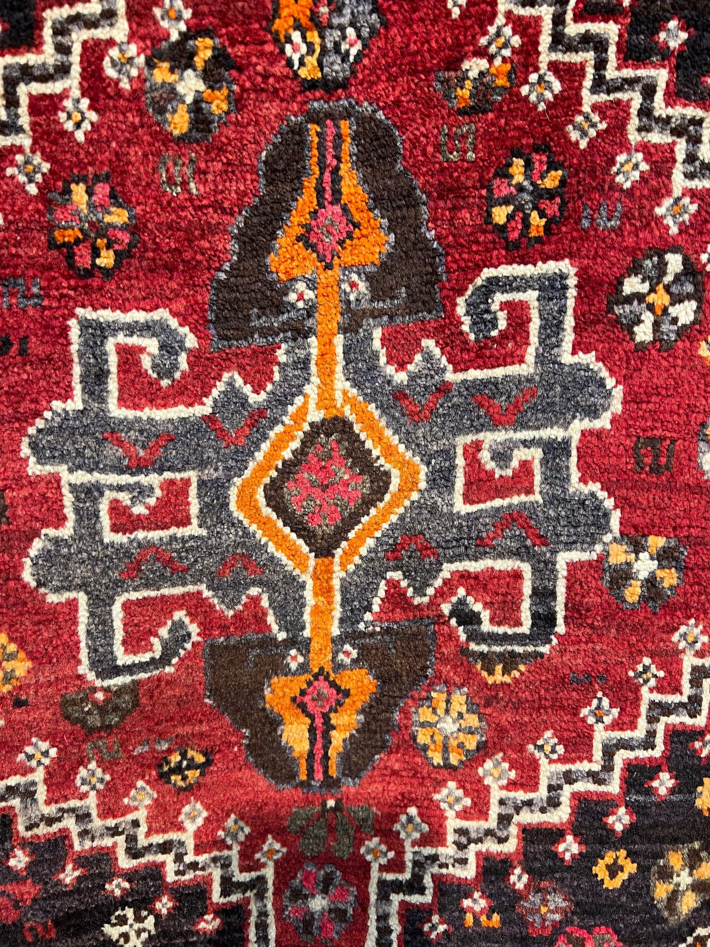 SHIRAZ RUG