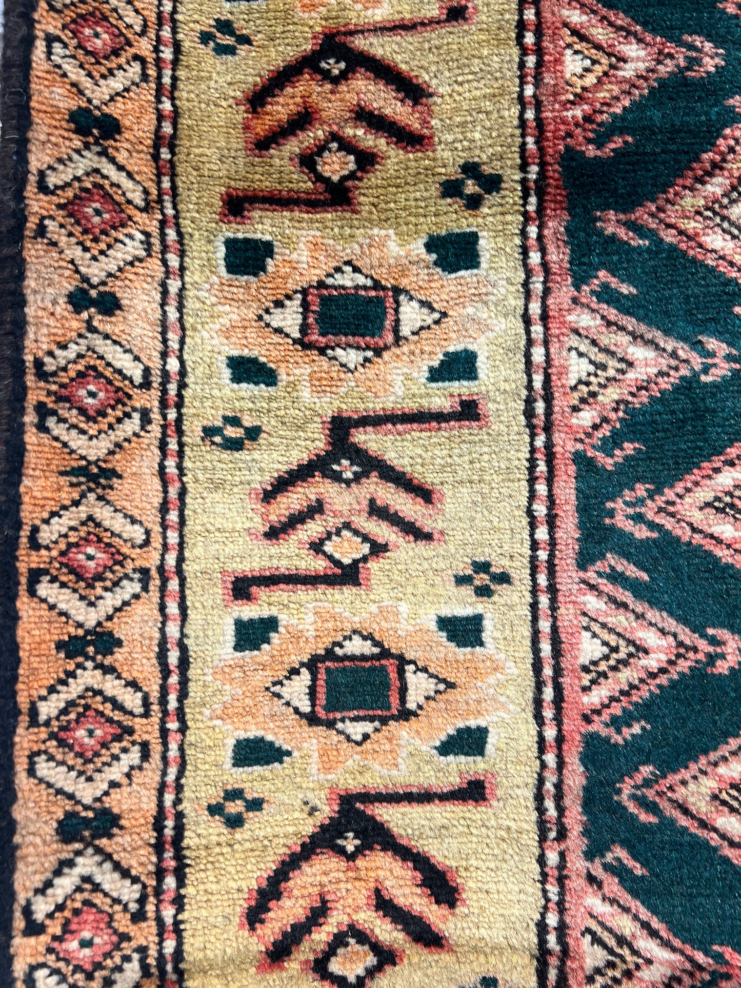 TURKMAN RUG GONBAD KAVOOS IRAN