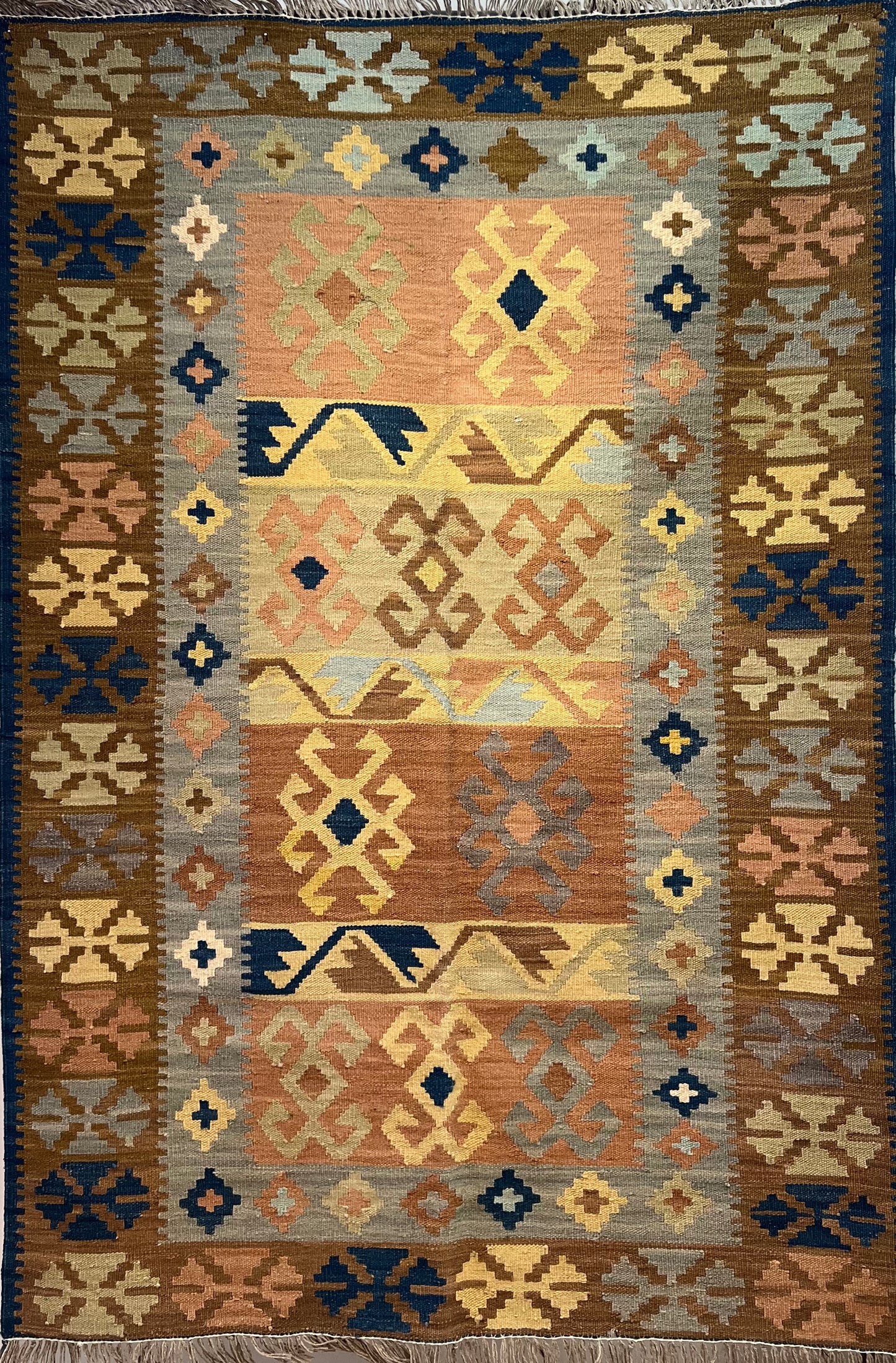 SHIRAZ KILIM