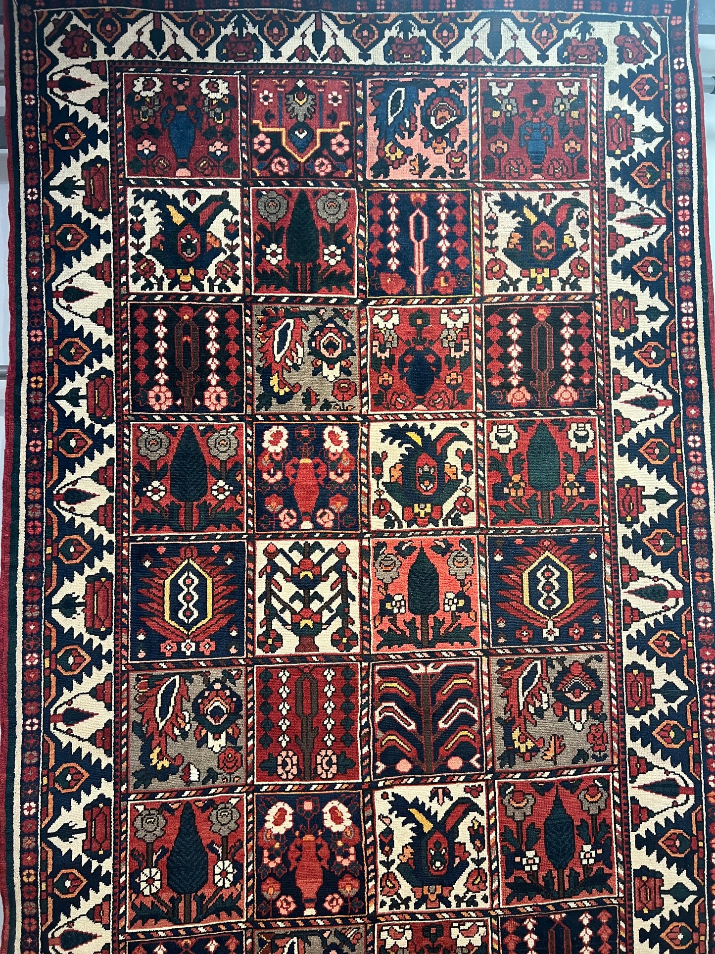 BAKHTIARI RUG KHESHTI OLD CHALSHOTOR