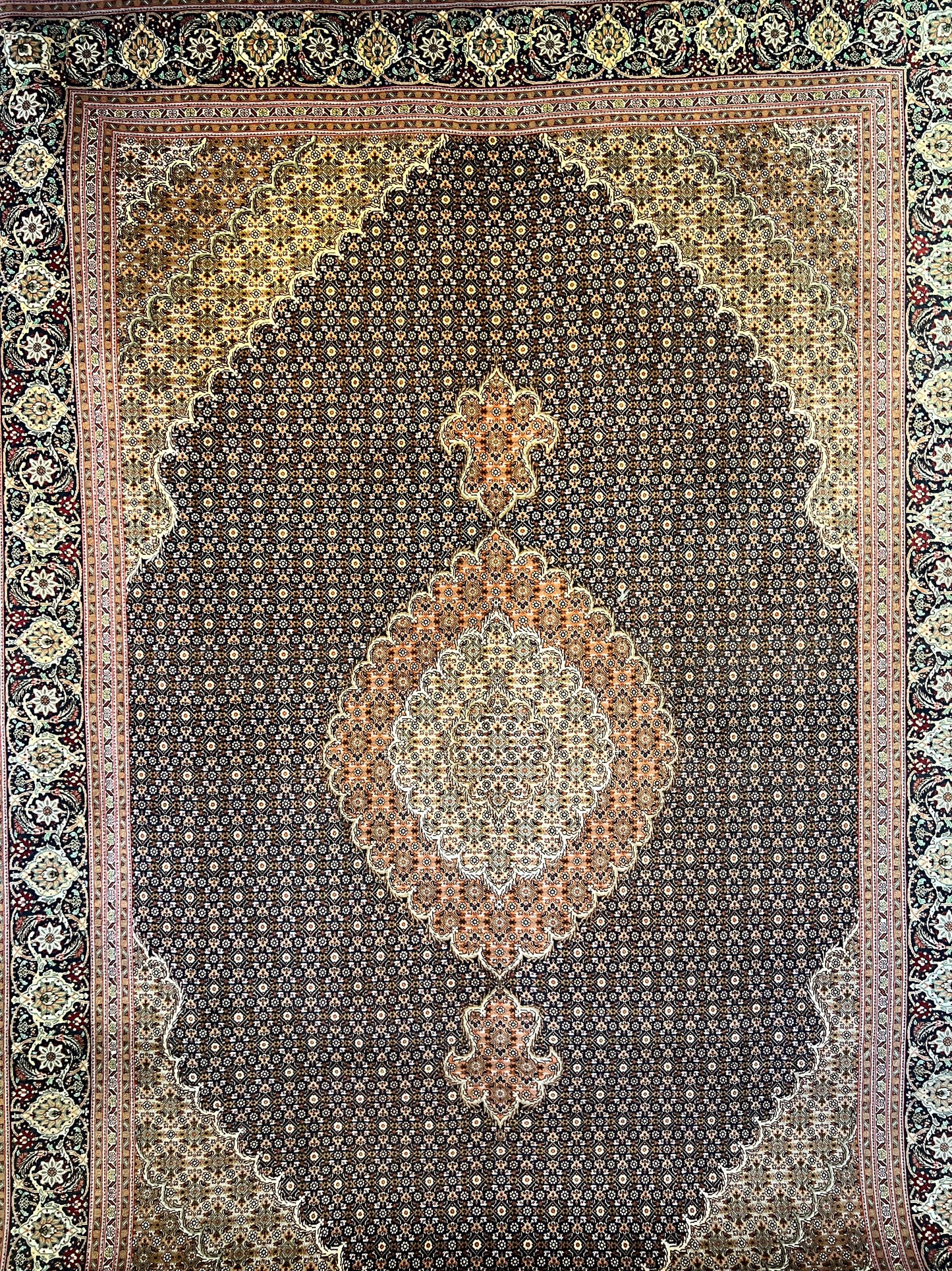 TABRIZ RUG FISH PATTERN