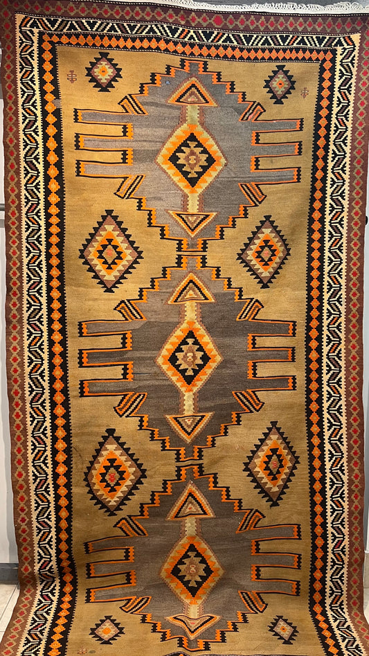 AZARBAYJAN KILIM
