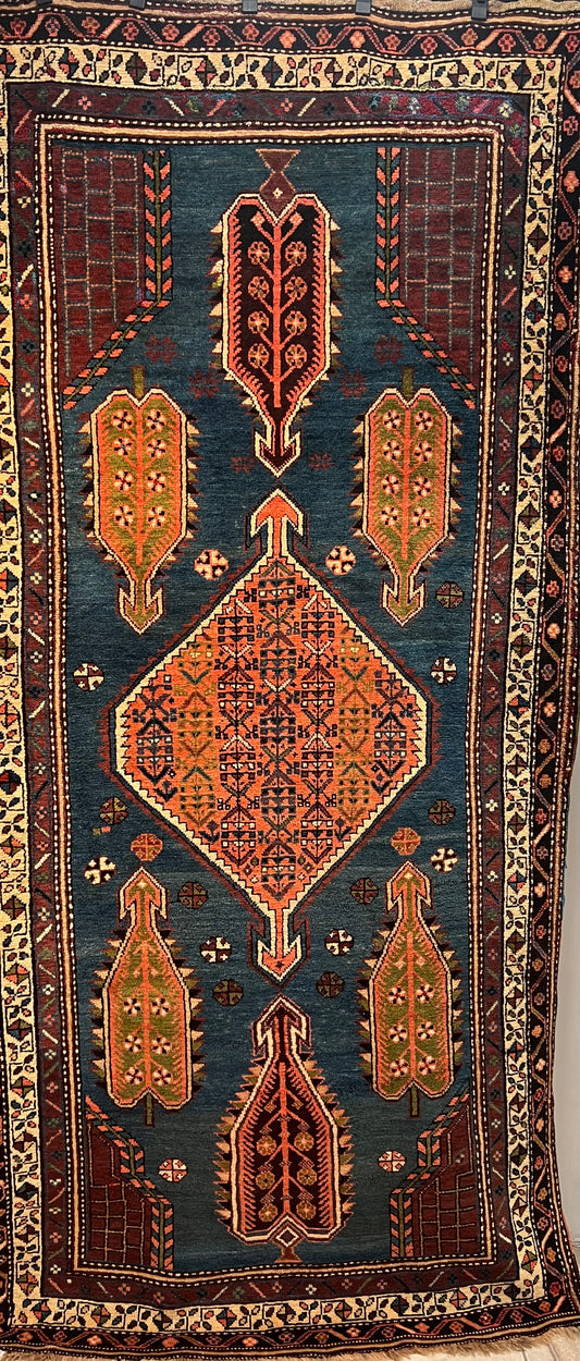 Antique kazak (Roos)