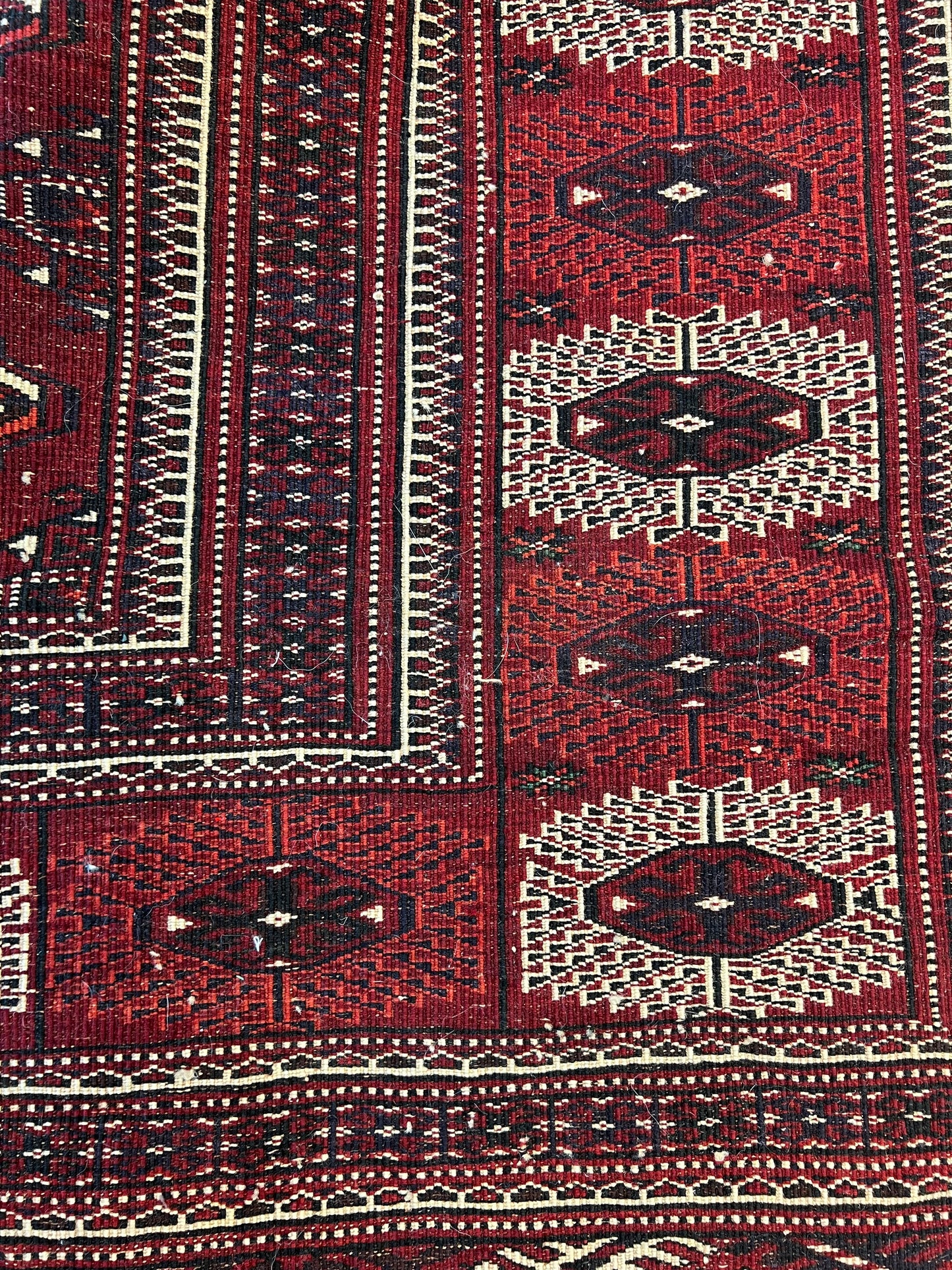TURKMAN RUG