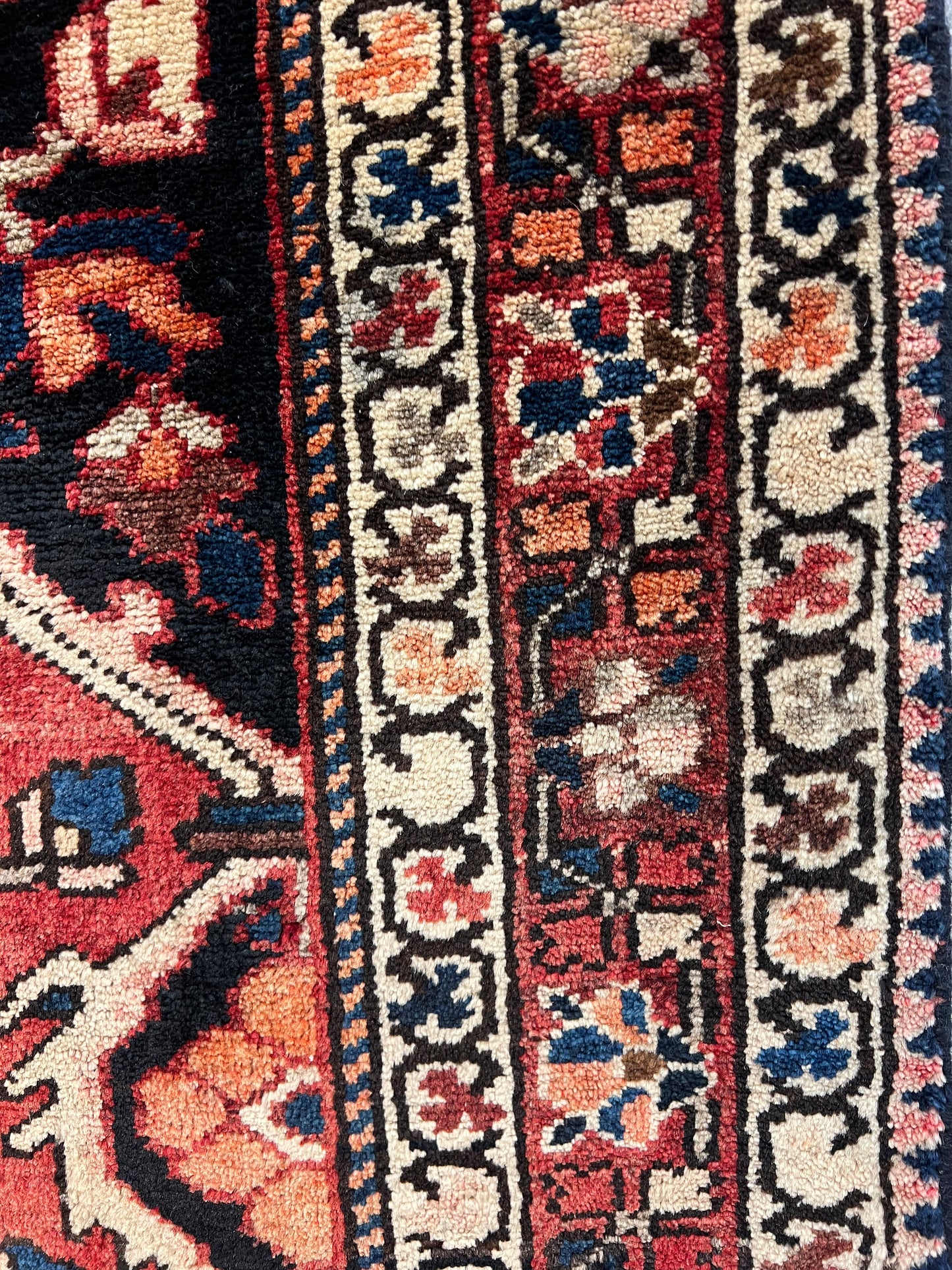 Bakhtiari Persian Hand made Rug