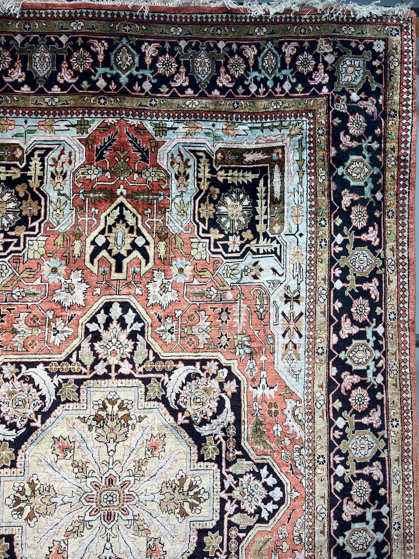 TABRIZ %100 SILK , FOUNDATION SILK ,UNIQUE ON  HERIZ PATTERN (       GEOMETRIC PATTERN )) 778