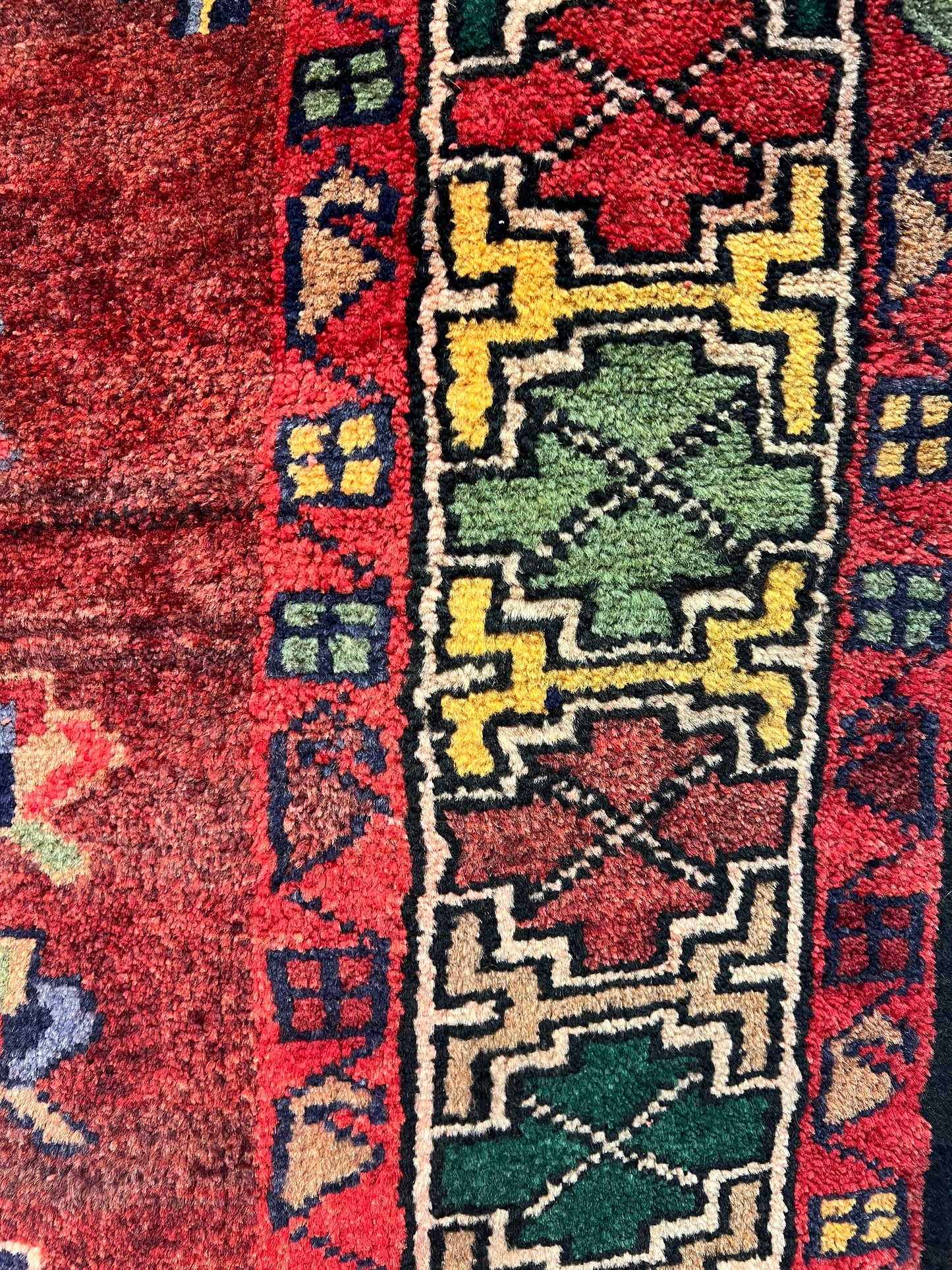 BAKHTIARI CHALEH SHOTOR