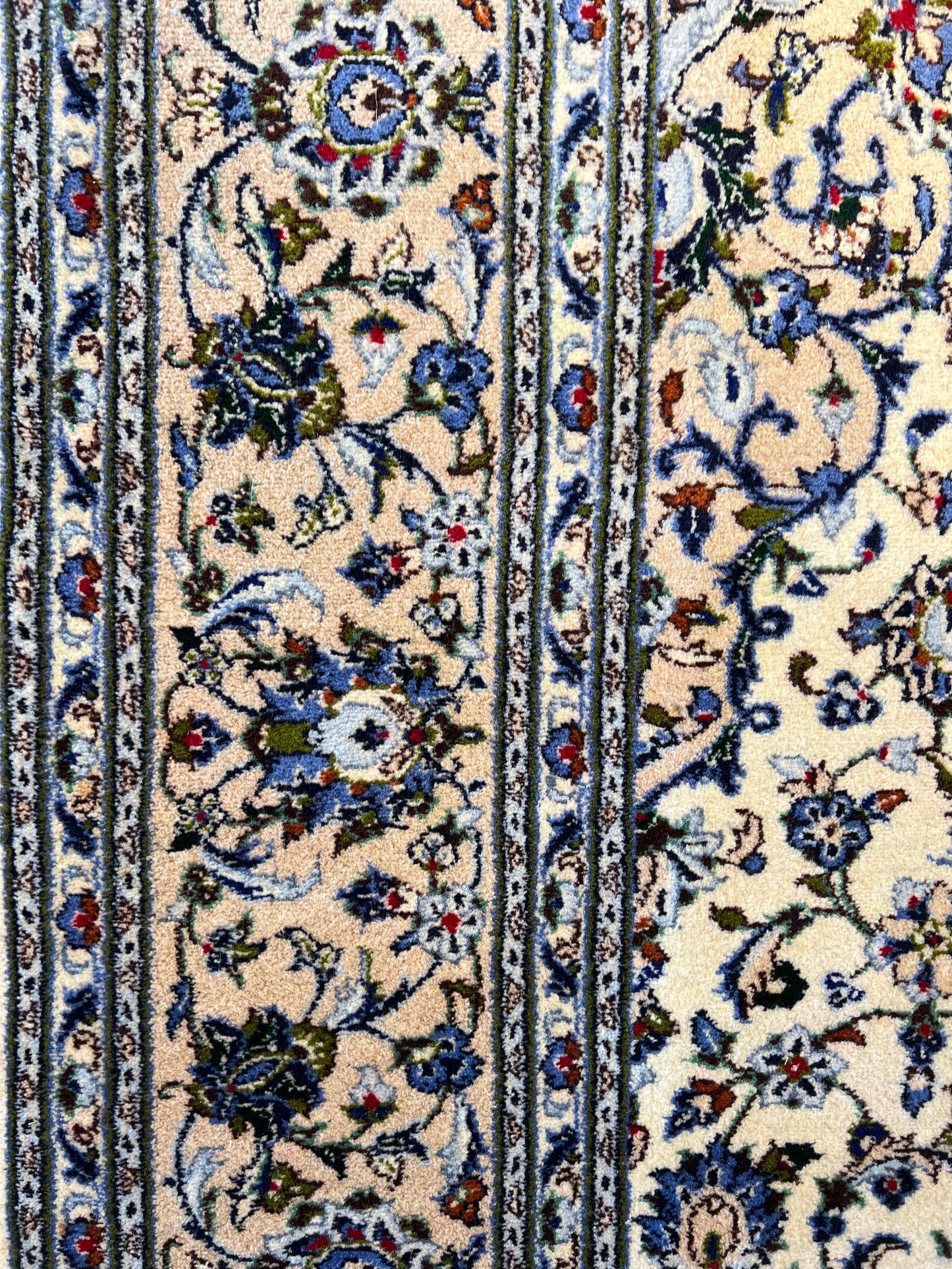 KASHAN RUG