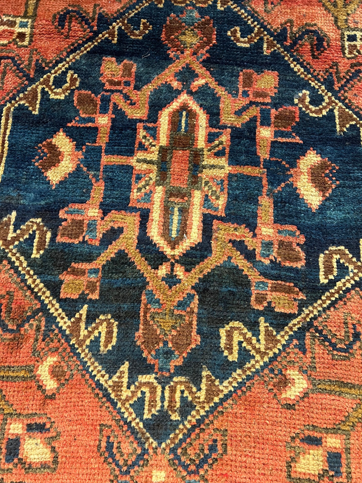 AZARBAYJAN RUG
