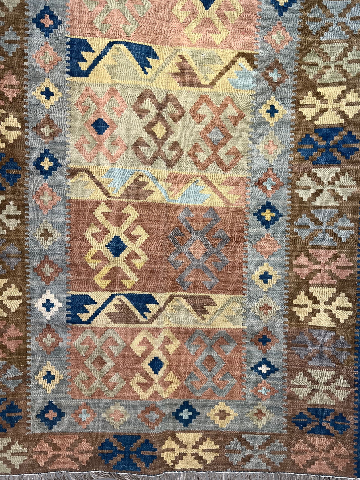 SHIRAZ KILIM