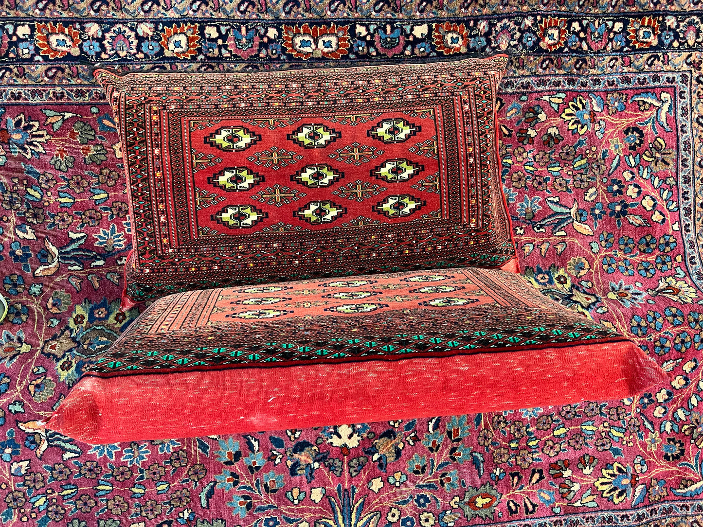 TURKMAN RUG TREDITIONAL CUSHION-PILLOW