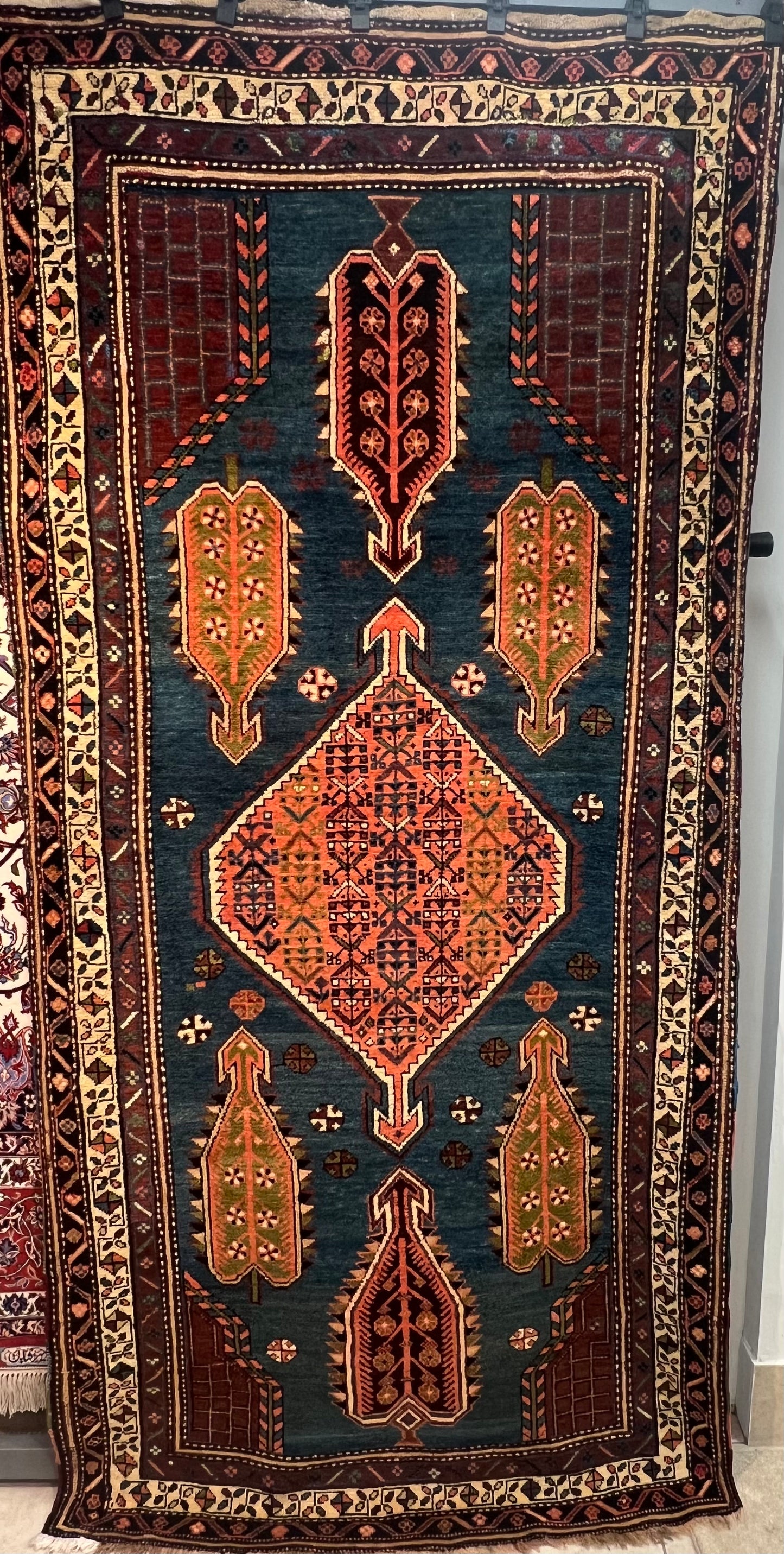 Antique kazak (Roos)
