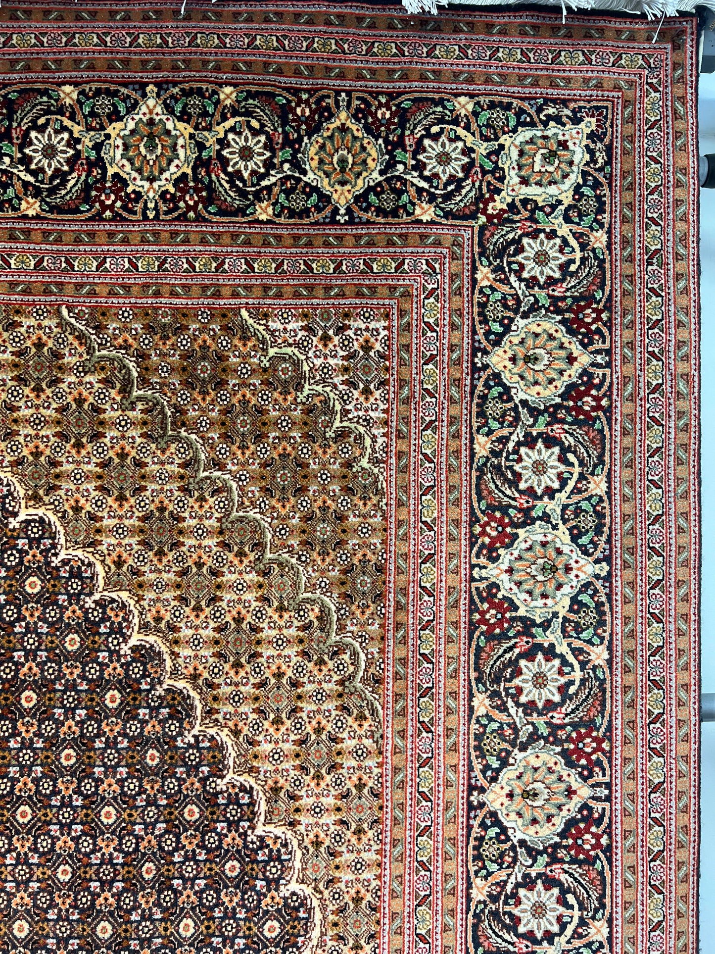 TABRIZ RUG FISH PATTERN