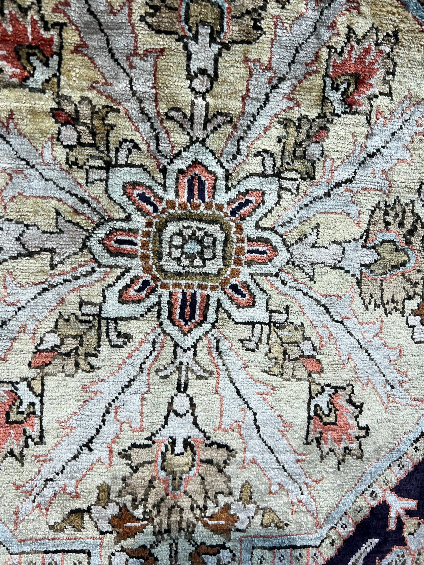 TABRIZ %100 SILK , FOUNDATION SILK ,UNIQUE ON  HERIZ PATTERN (       GEOMETRIC PATTERN )) 778