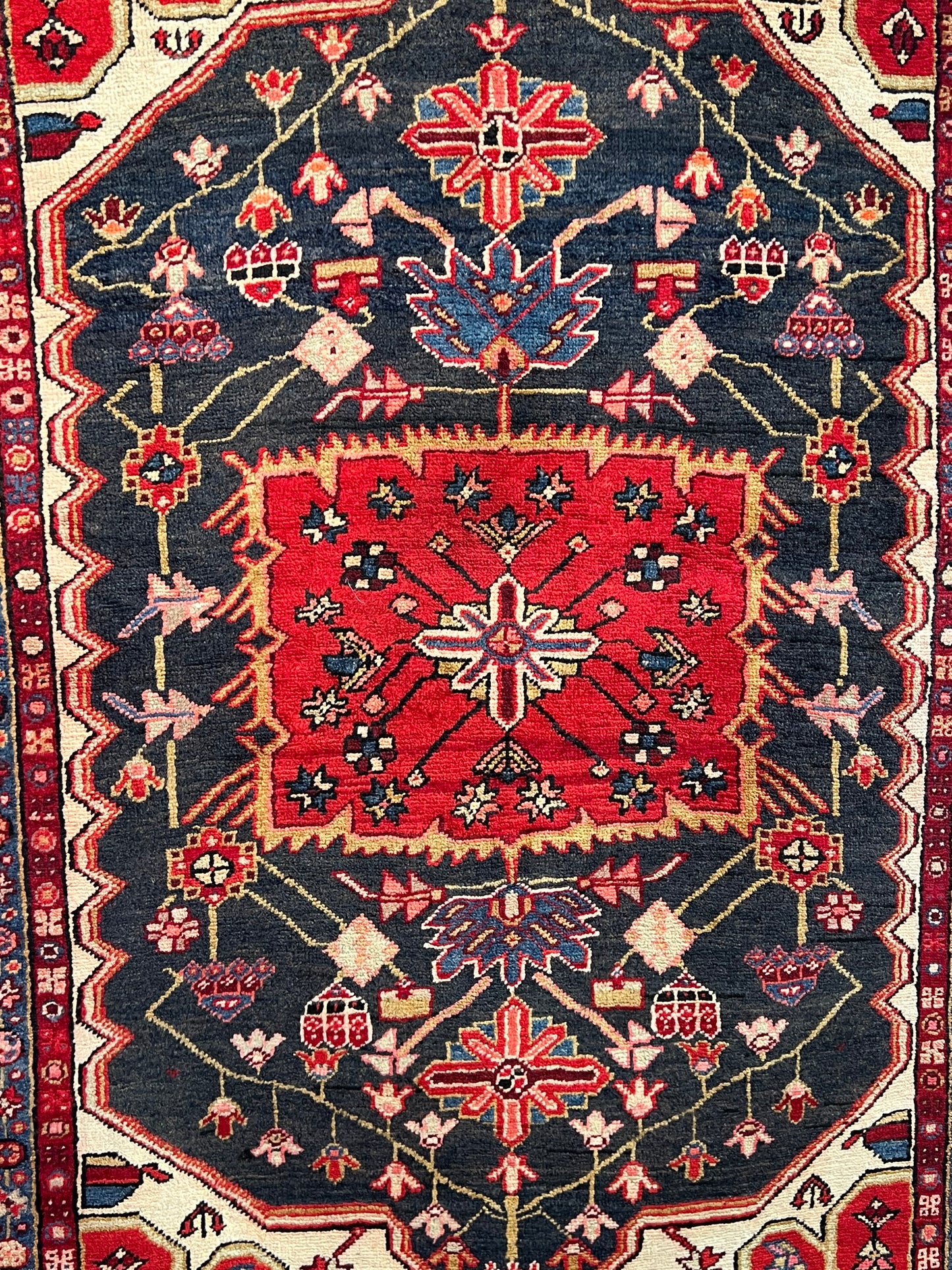 AZARBAYJAN RUG