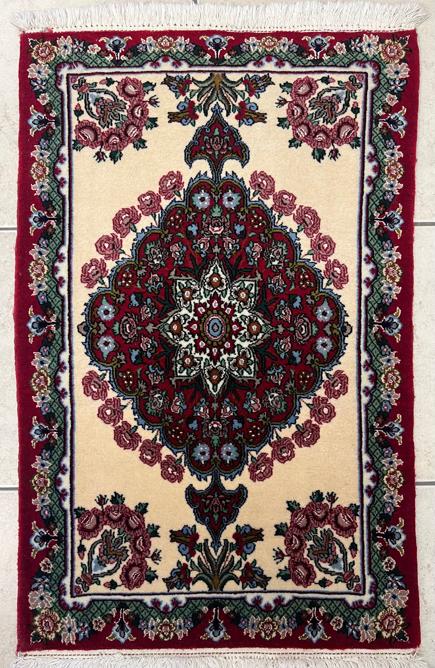 NAIN RUG