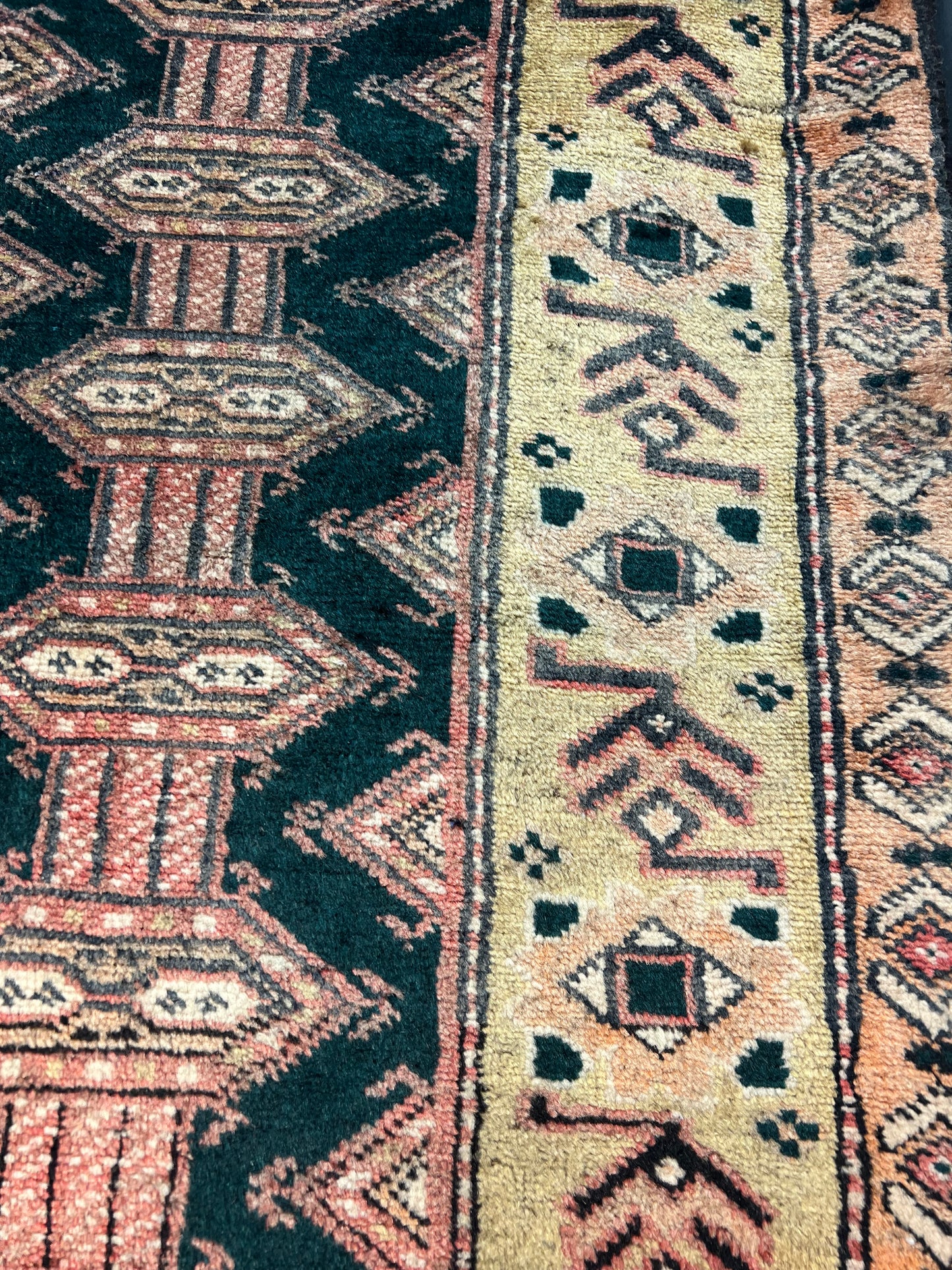 TURKMAN RUG GONBAD KAVOOS IRAN