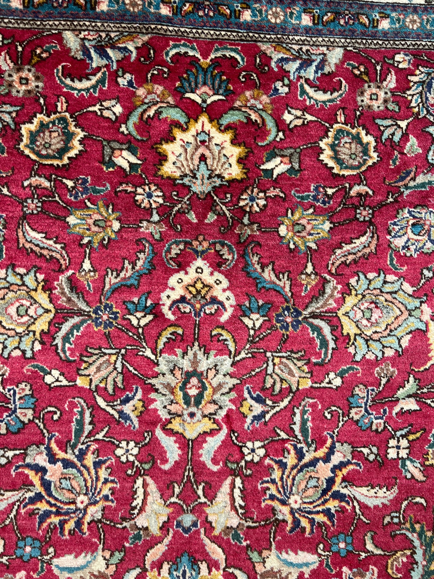 TABRIZ RUG