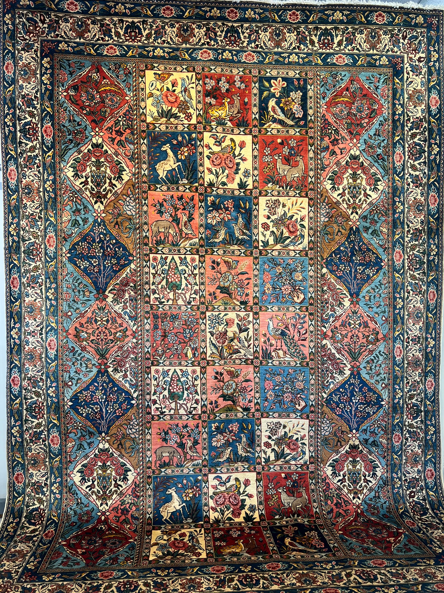 Bakhtiari RUG SHAHRE KORD