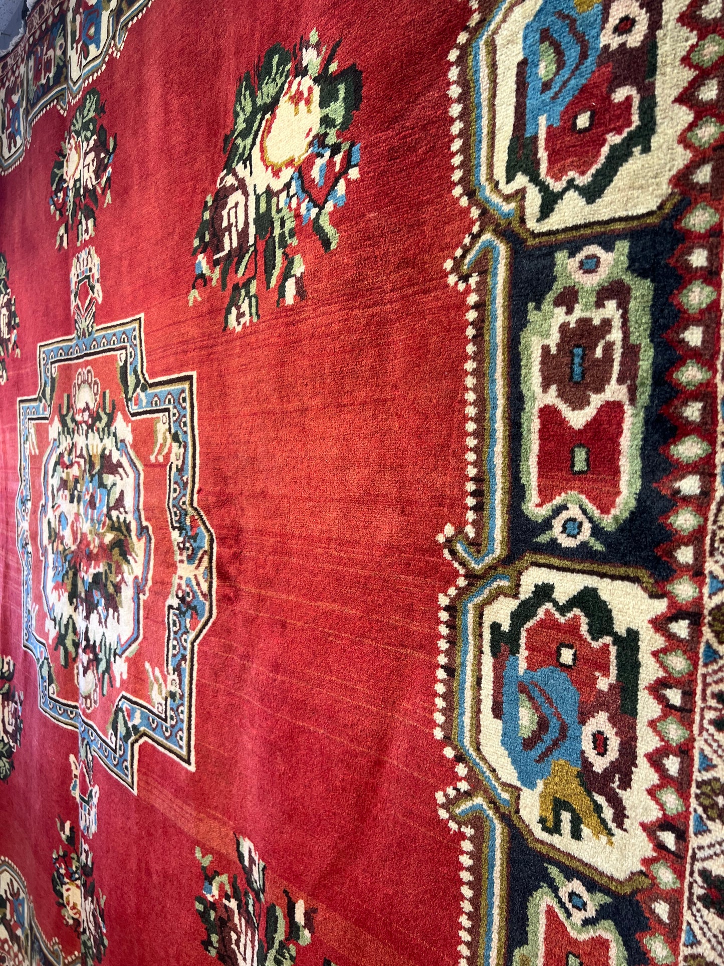 BAKHTIARI (PARADONBEH) GOLFARANG