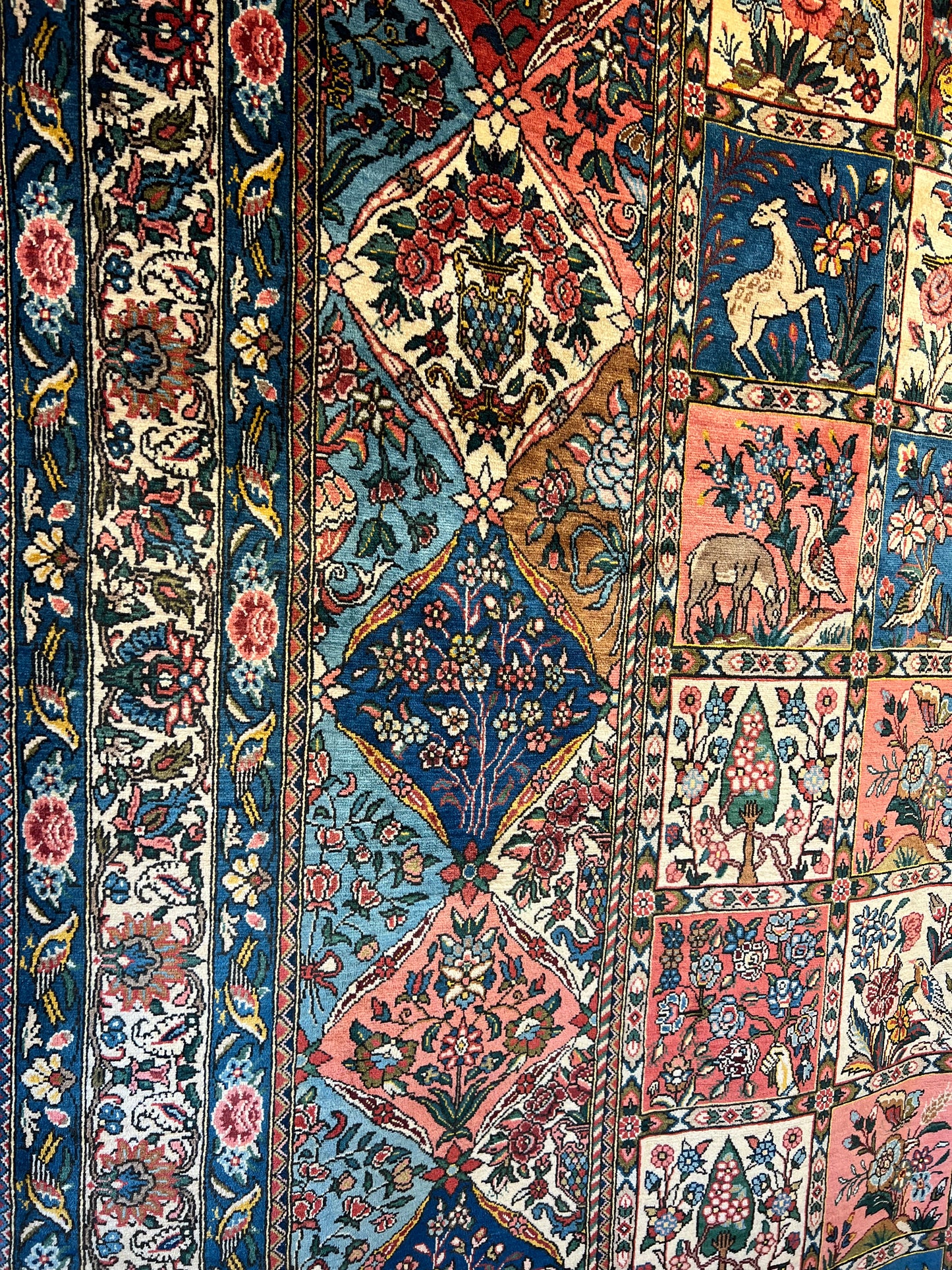 Bakhtiari RUG SHAHRE KORD
