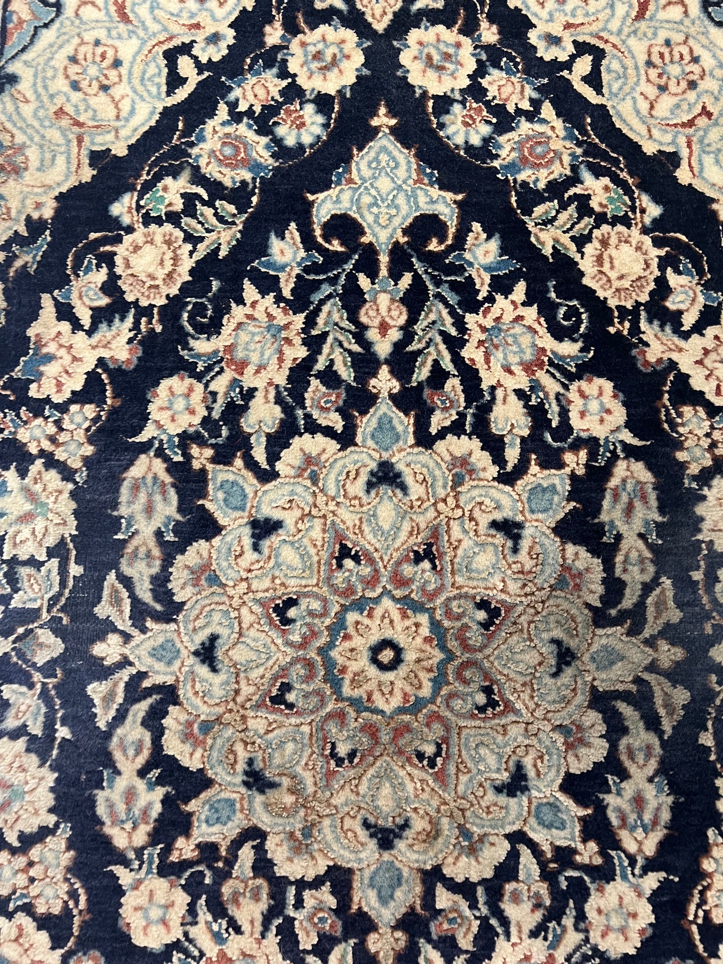 NAIN RUG