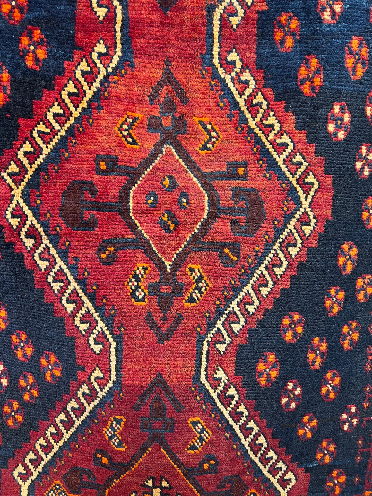 SHIRAZ (IGDER SHESH BOLOOKI)