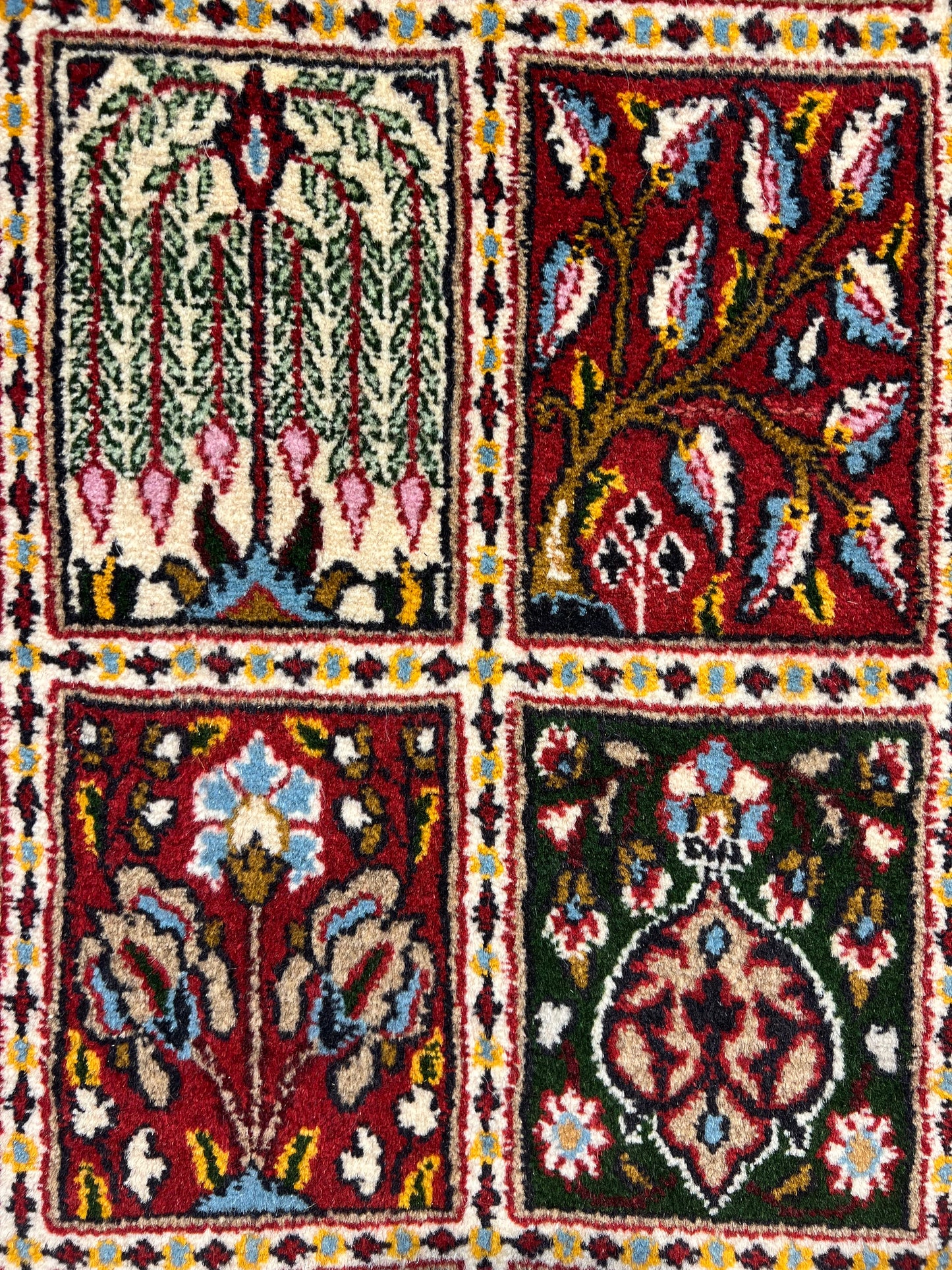 MOOD BIRJAND RUG KHORASAN.