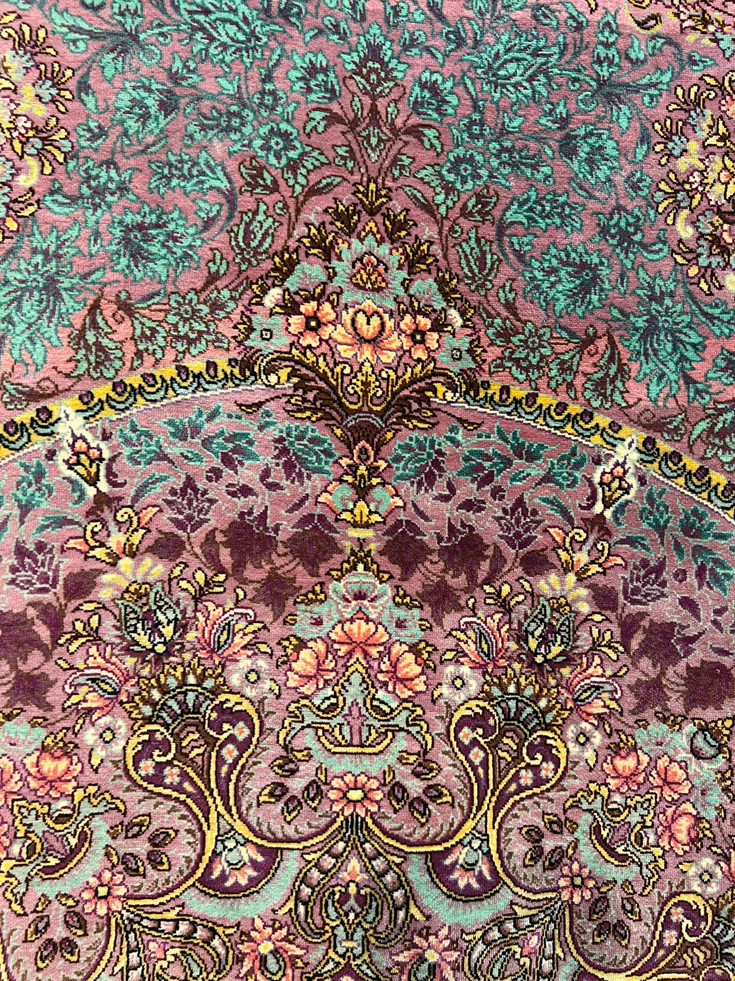 QOM SILK RUG