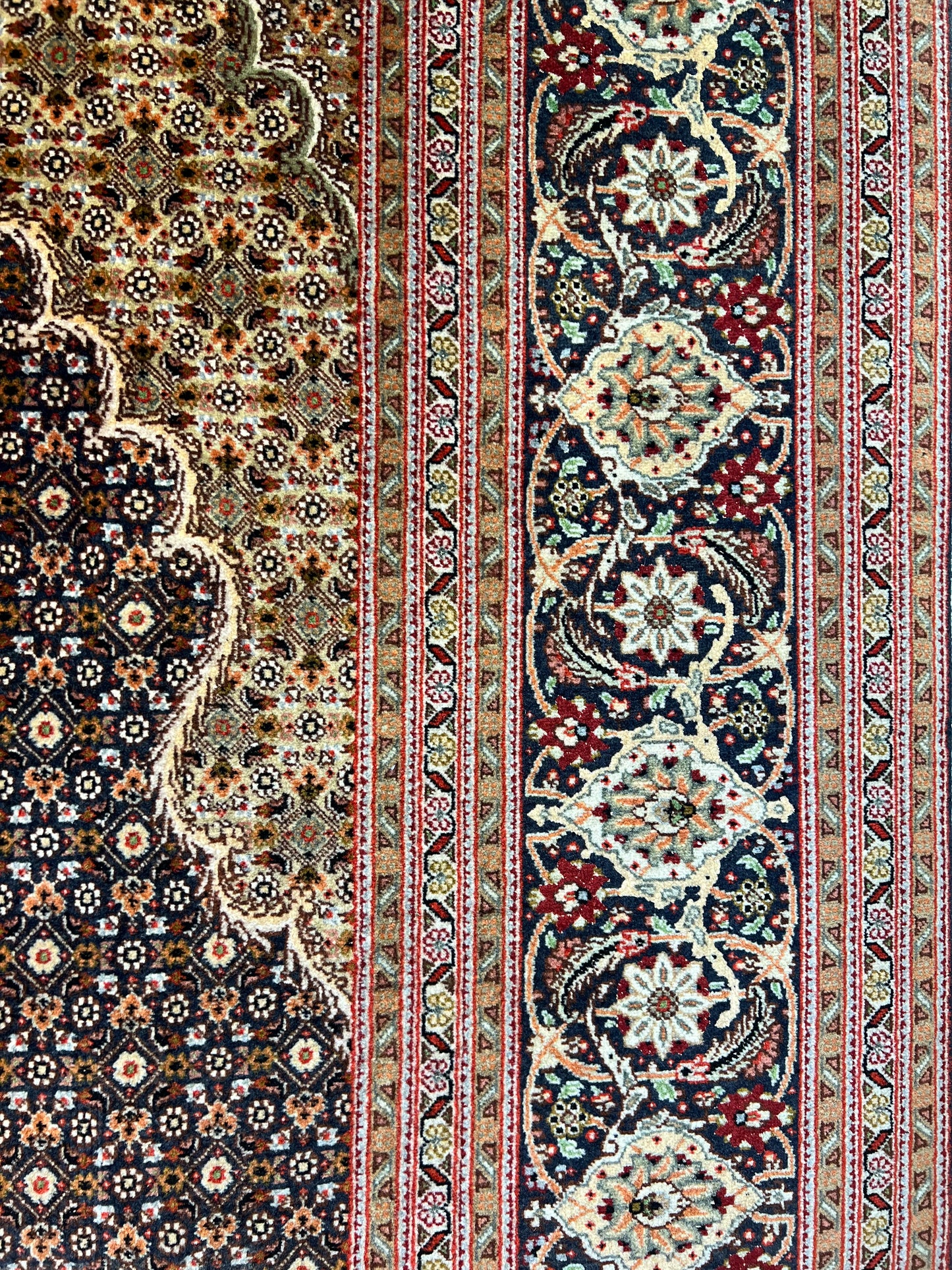 TABRIZ RUG FISH PATTERN