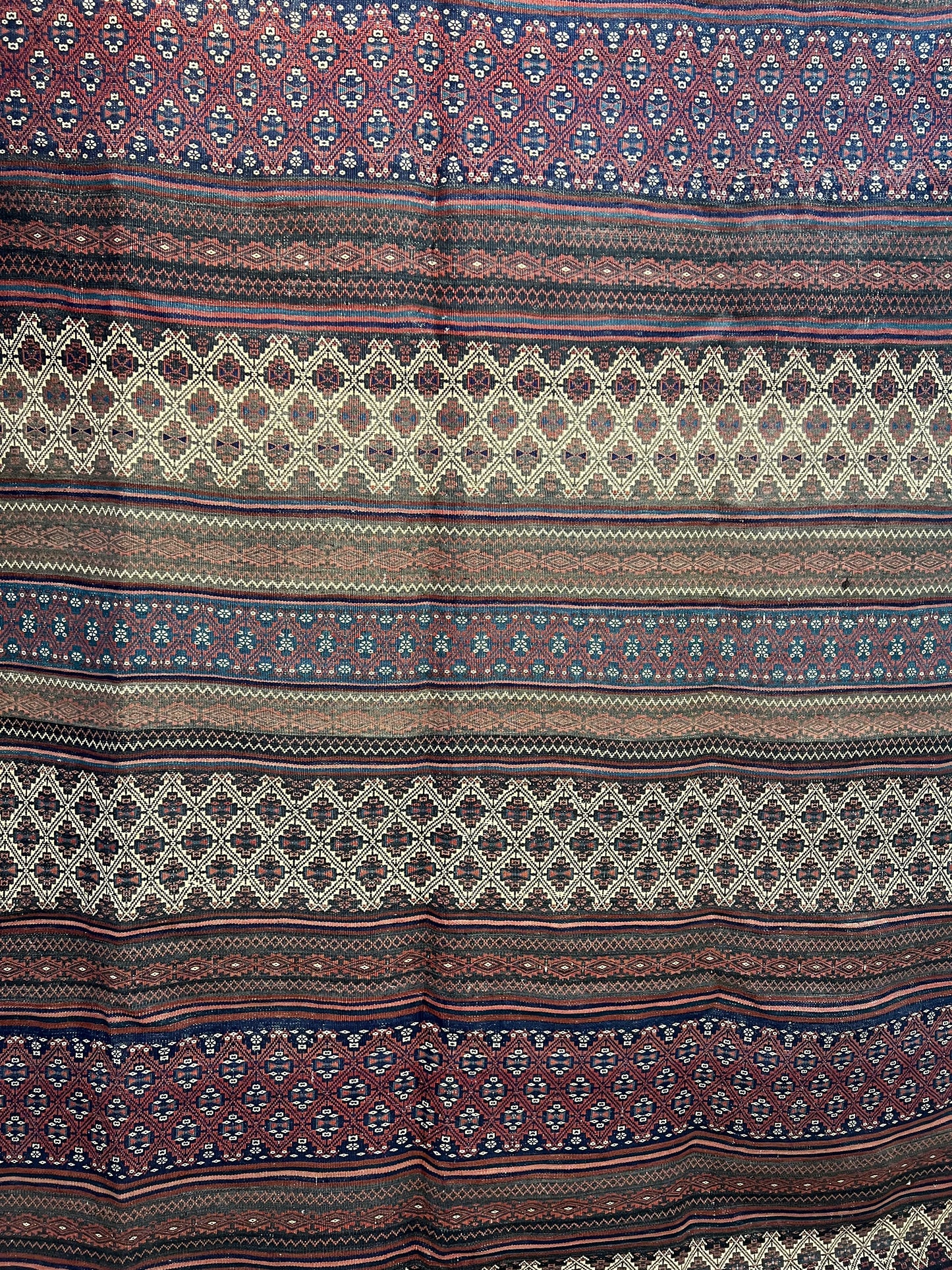 SIRJAN KILIM SOOZANI