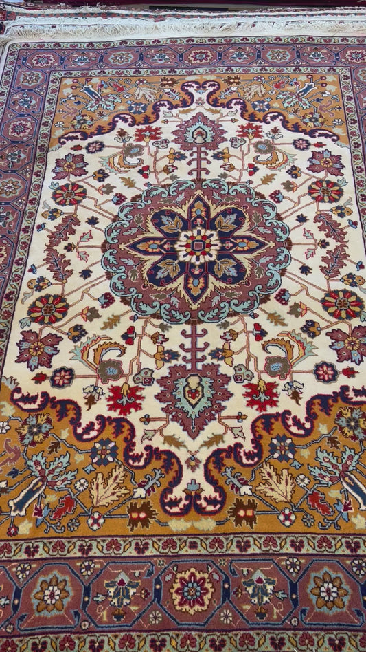 TABRIZ HERIZ RUG
