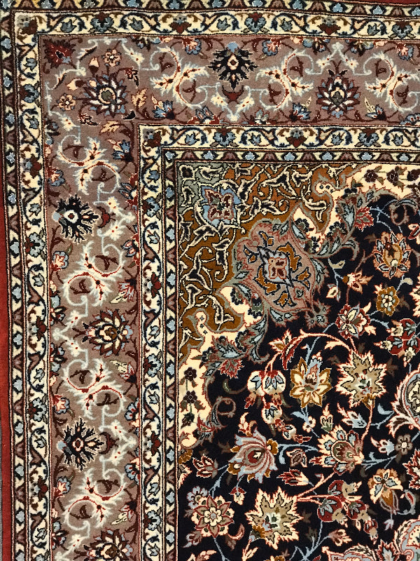 ESFEHAN FINE 10KHEFT. 44   5'.6" x 3'.7"