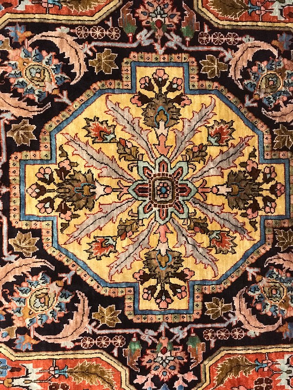 TABRIZ %100 SILK , FOUNDATION SILK ,UNIQUE ON  HERIZ PATTERN (       GEOMETRIC PATTERN )) 778