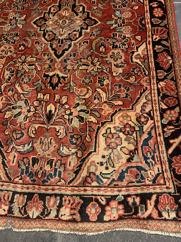 MAHAL MOSHG ABAD RUG