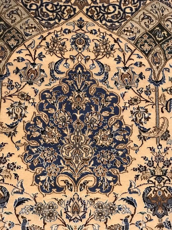 NAIN MEHRABI 4LA (820 KNOTS PER SQ.FEET) VERY FRINE  9